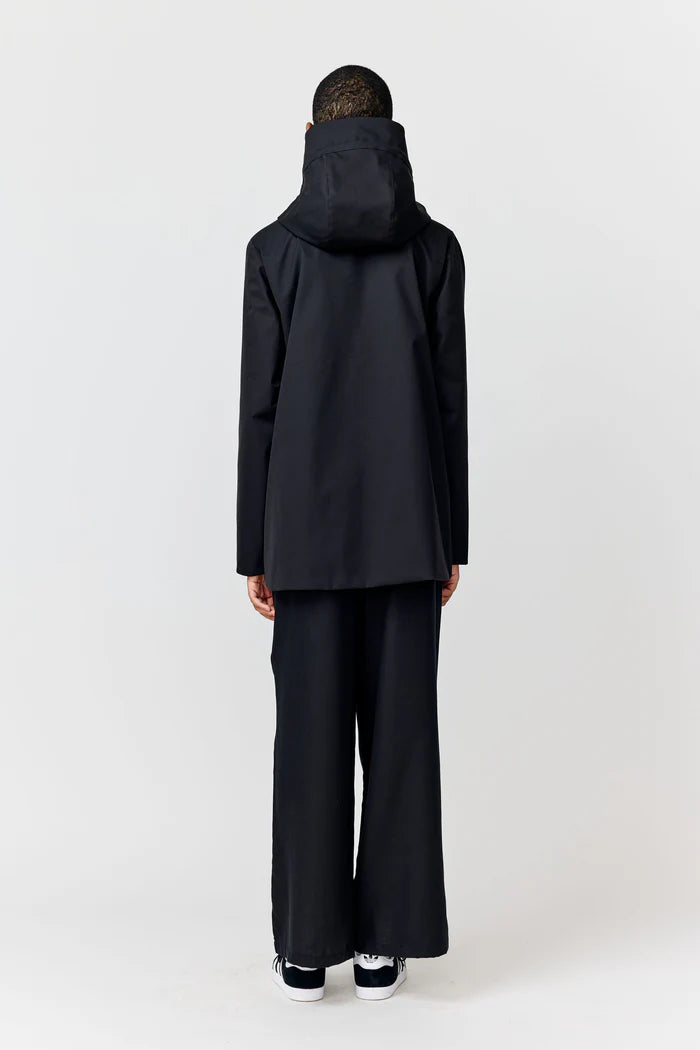 makia-naisten-takki-ella-jacket-musta-4
