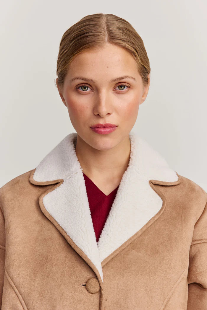 makia-naisten-takki-hazel-coat-beige-3