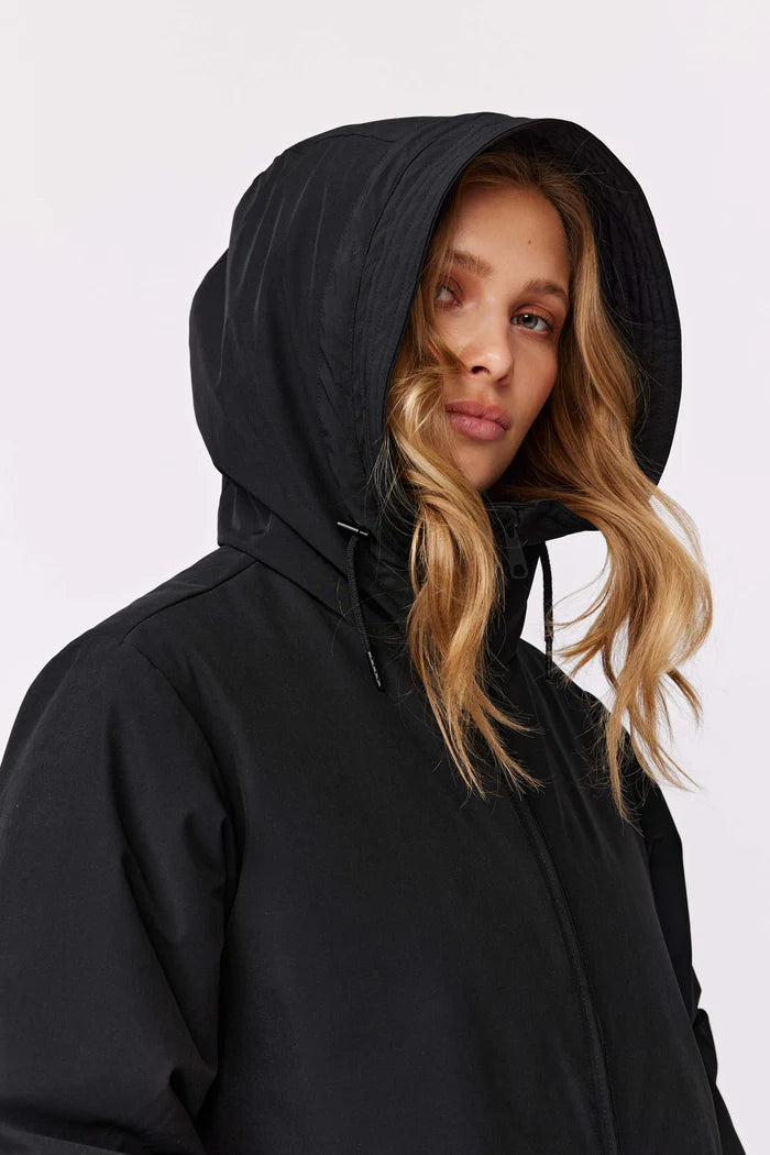 makia-naisten-takki-k-laina-jacket-musta-4