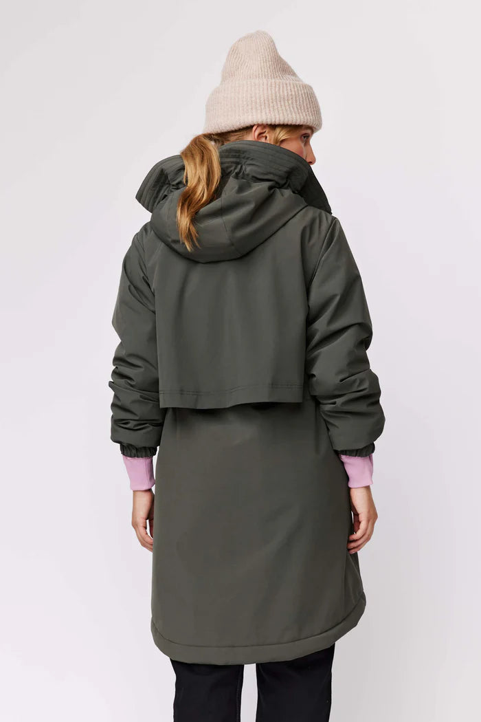 makia-naisten-takki-k-laina-jacket-tummanvihrea-3