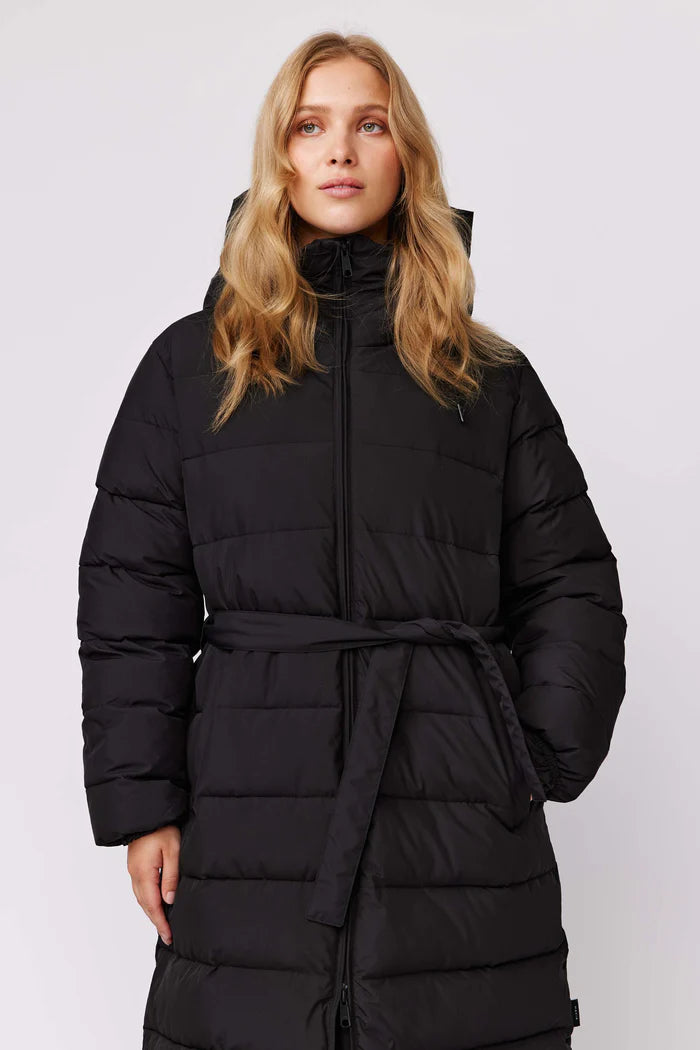 makia-naisten-talvitakki-freja-coat-musta-4