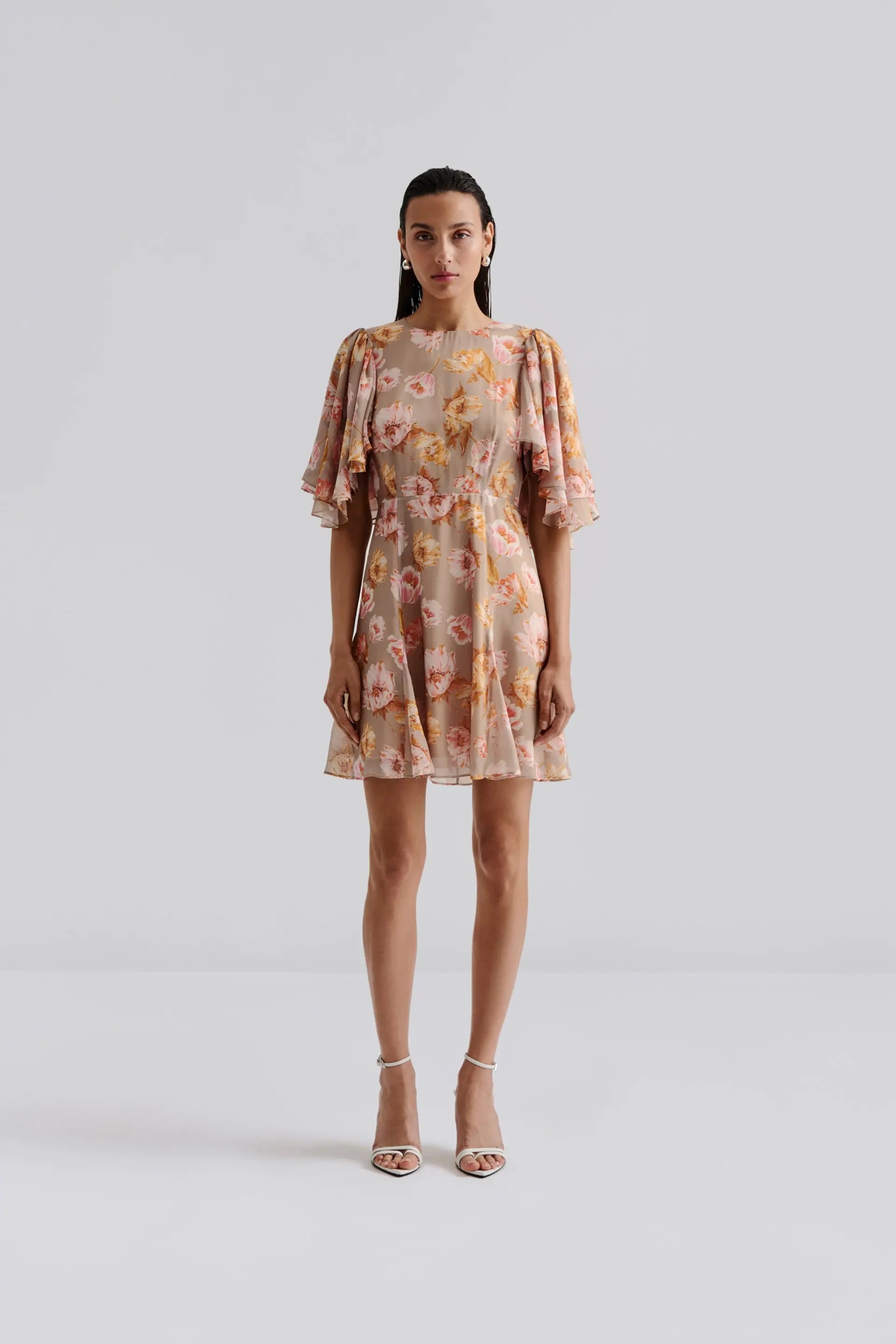 malina-naisten-mekko-ida-silk-blend-frill-sleeve-mini-dress-monivarinen-kuosi-1