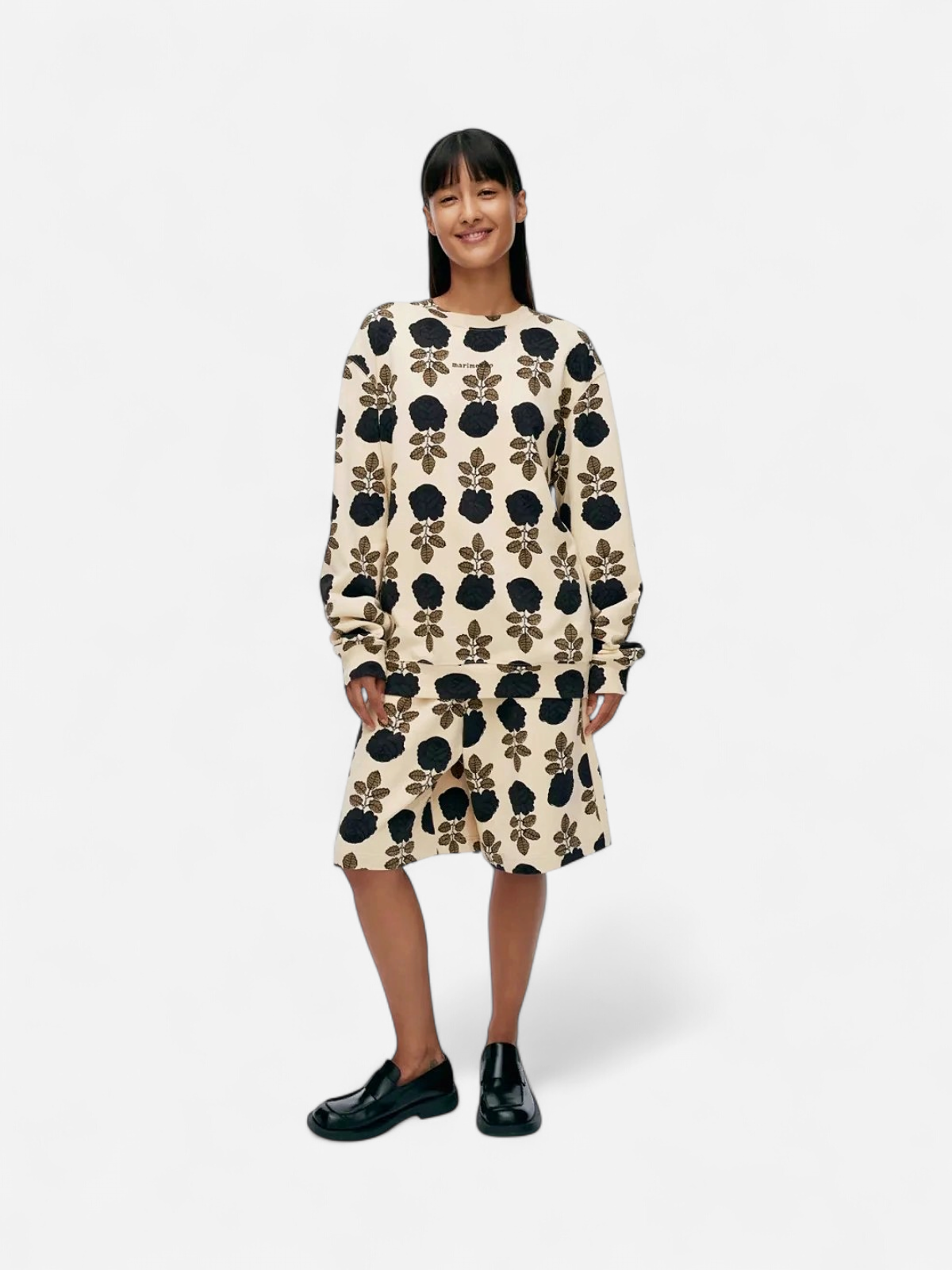 Marimekko naisten collegepusero, LOISTO VIHKIRUUSU KIOSKI COLLEGEPAITA Beige Kuosi - Kekäle.fi