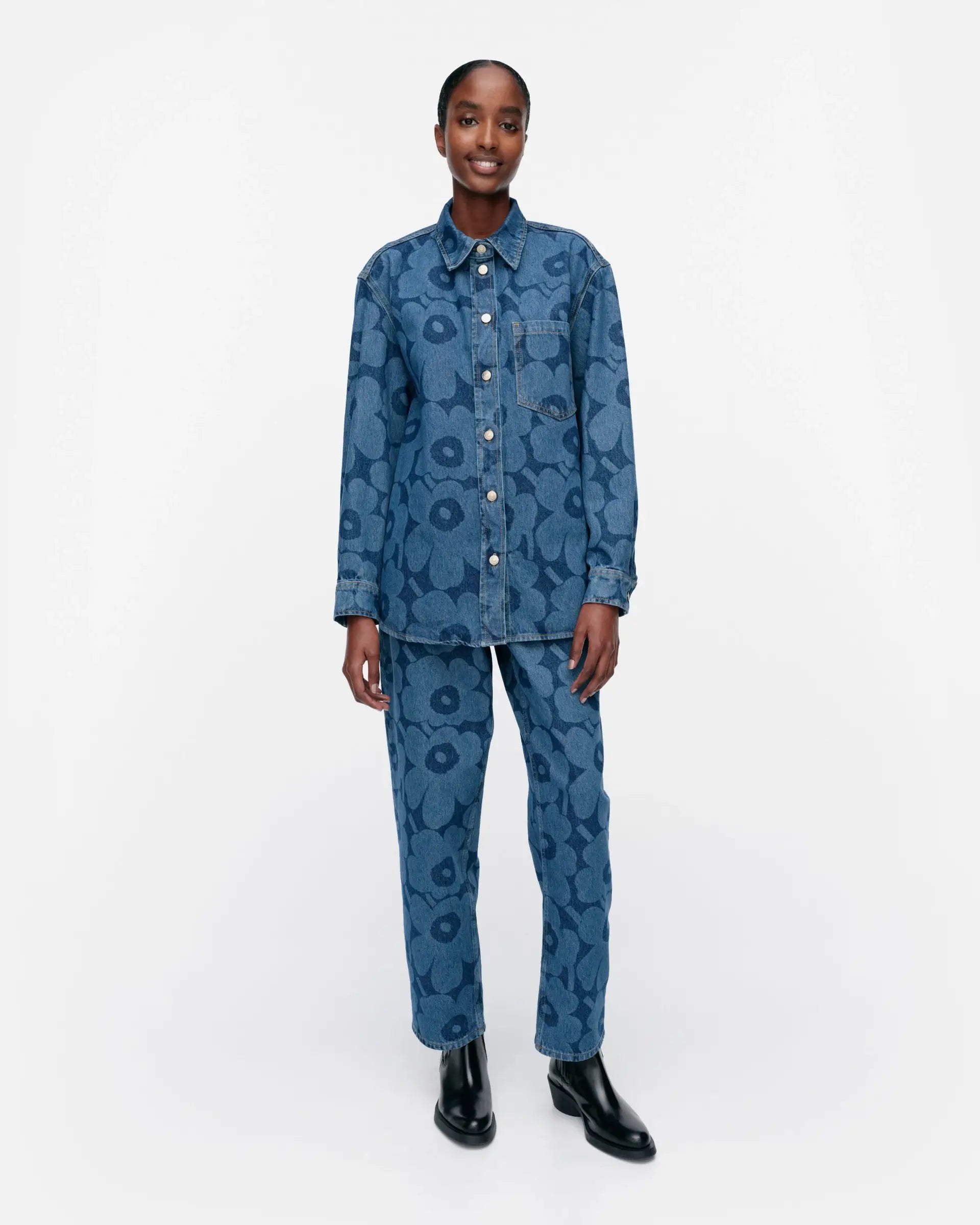 marimekko-naisten-farkkupaita-maridenim-vaihe-unikko-indigo-1