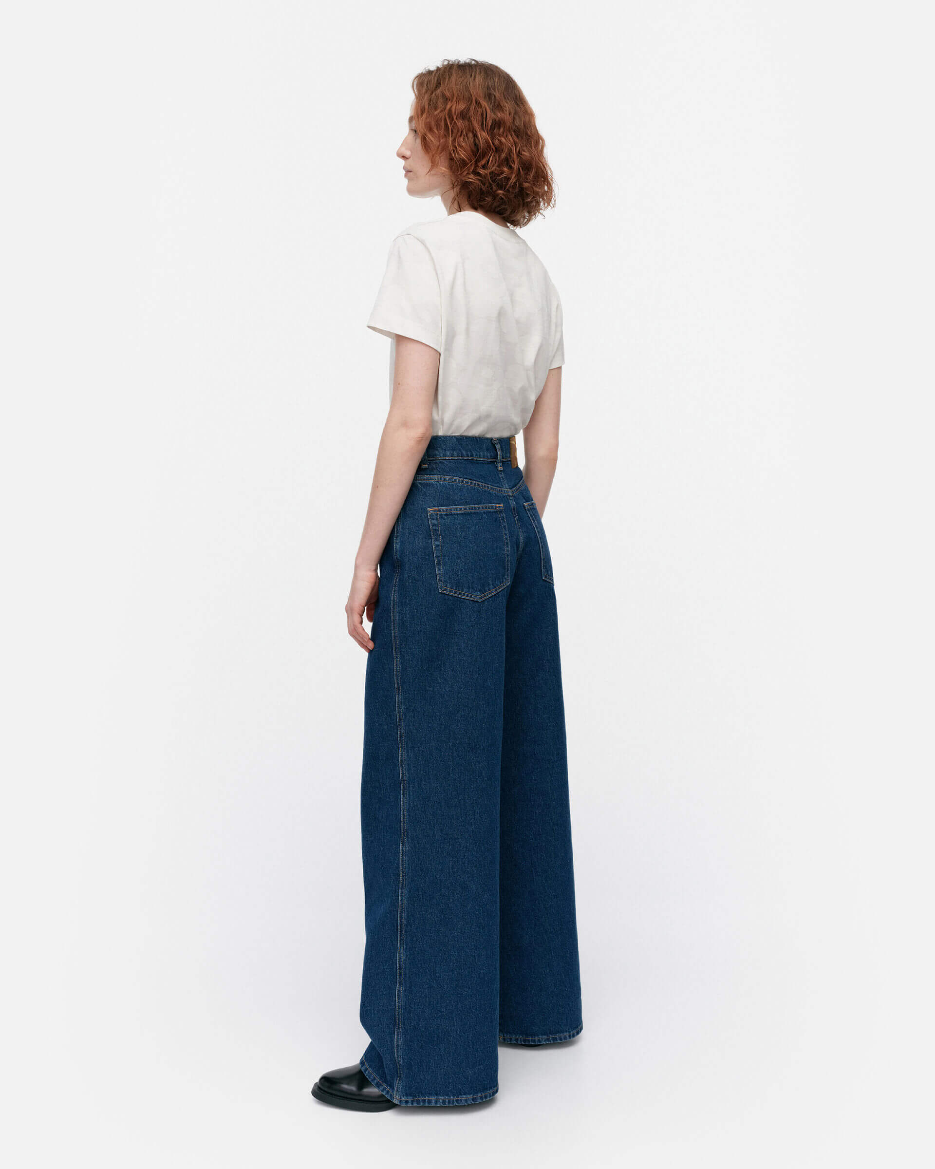 marimekko-naisten-farkut-maridenim-wide-indigo-2