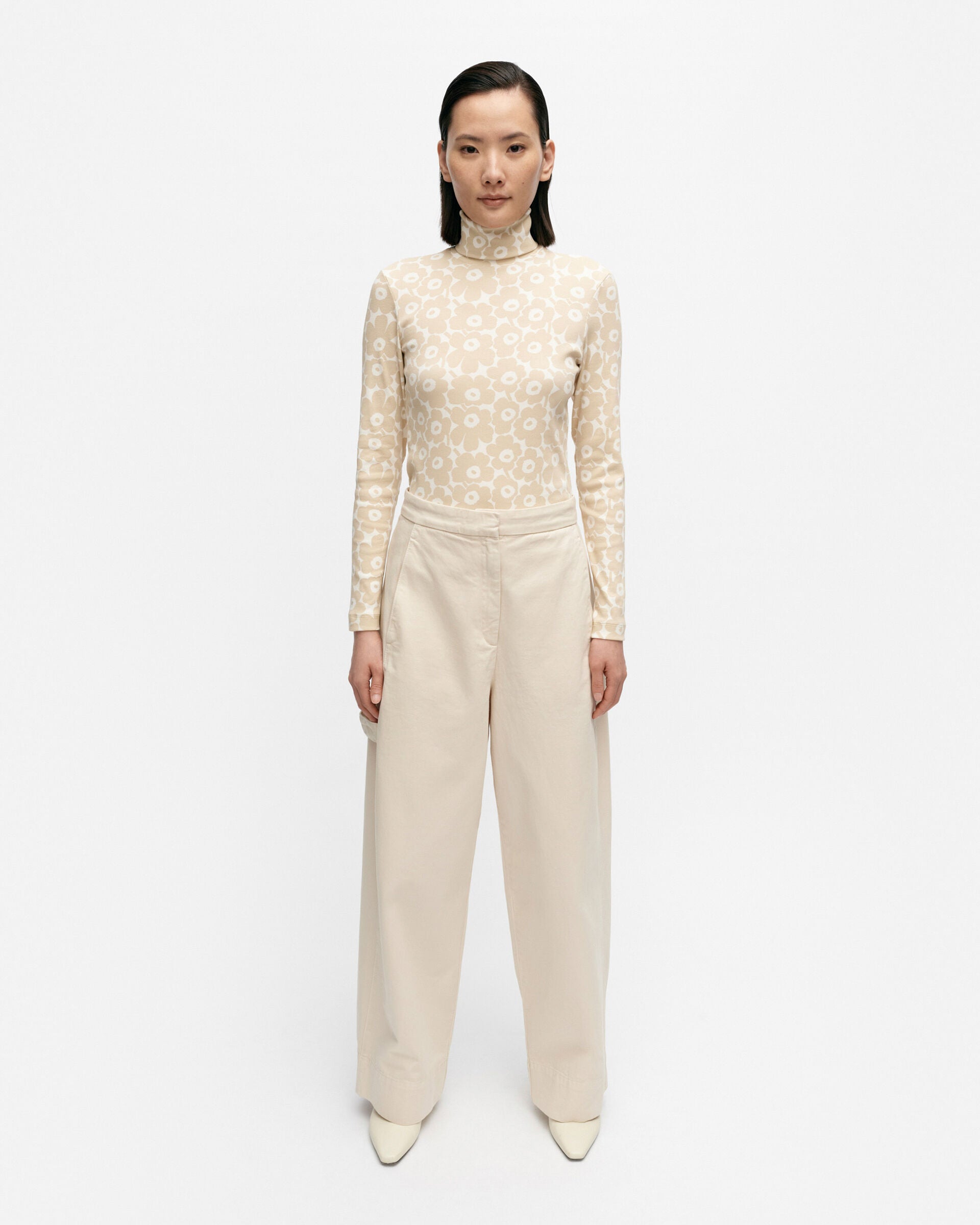 marimekko-naisten-housut-funktio-solid-puuvillahousut-beige-1