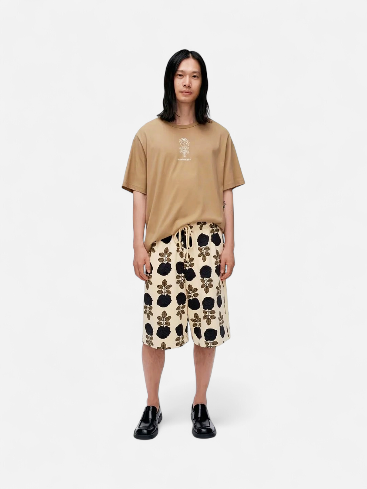 Marimekko naisten shortsit, SARANA VIHKIRUUSU KIOSKI SHORTSIT Beige Kuosi - Kekäle.fi