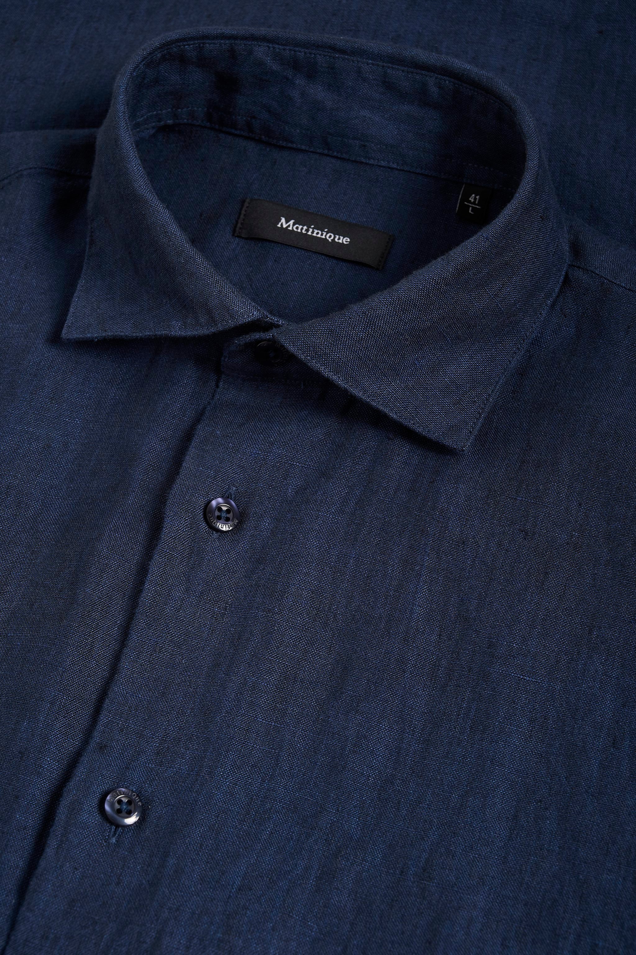 matinique-miesten-pellavapaita-marc-short-linen-tummansininen-6