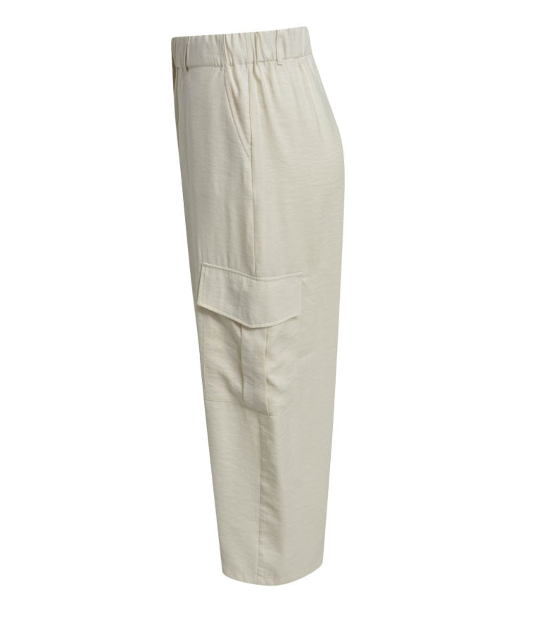 milano-italy-naisten-housut-cargopants-sand-hiekka-2