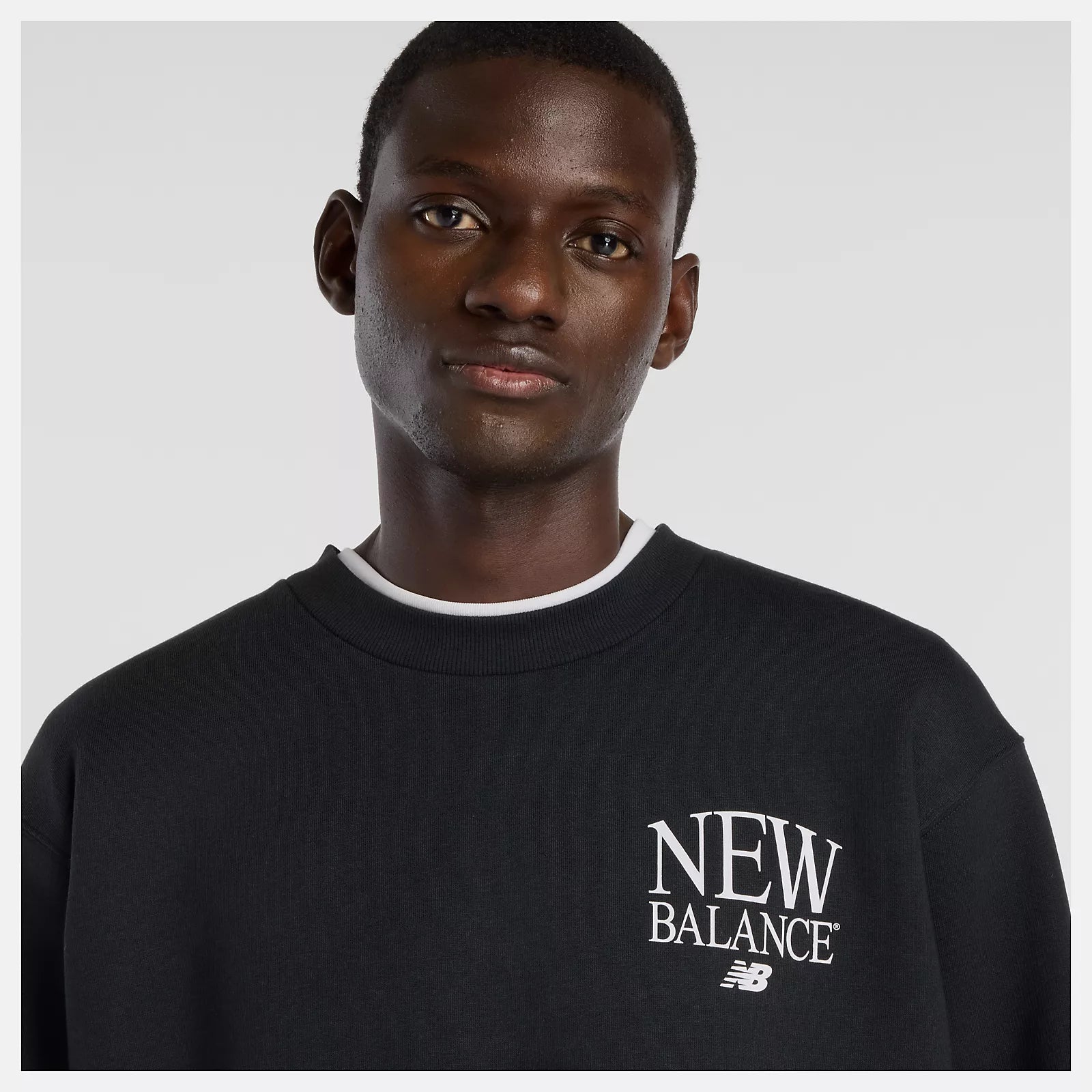 New Balance miesten collegepaita Reimagined Fleece Crew Sweater, musta