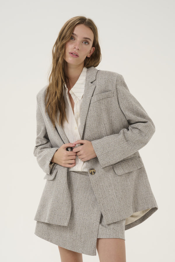 my-essential-wardrobe-naisten-bleiseri-emmymw-blazer-beige-kuosi-1