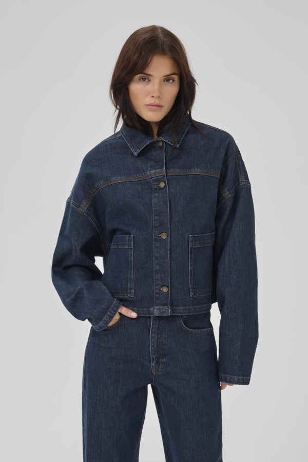 my-essential-wardrobe-naisten-farkkutakki-mwmalle-139-deco-denim-jacket-tummansininen-1