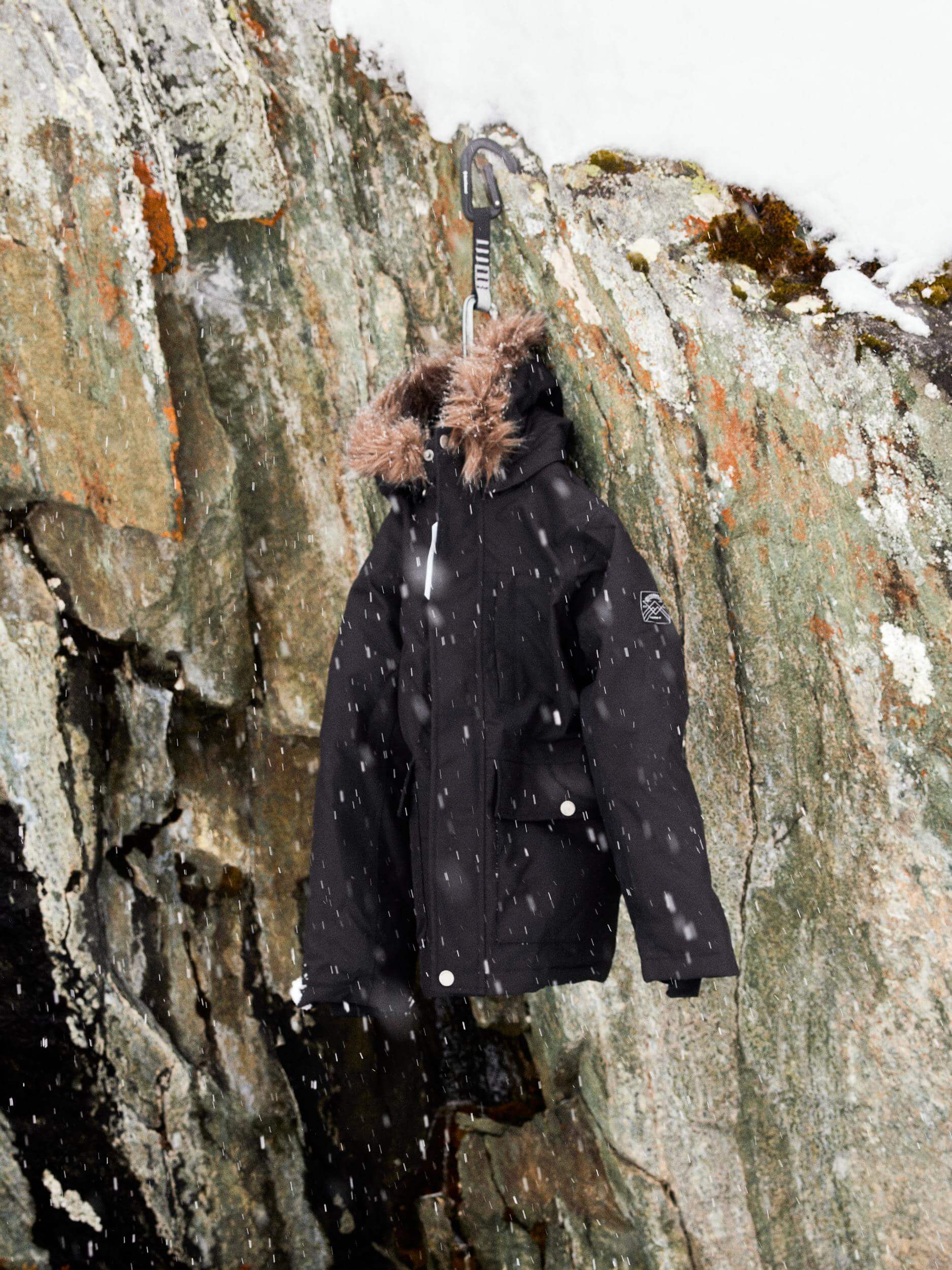 name-it-lasten-talvitakki-nkmsnow10-jacket-solid-musta-7