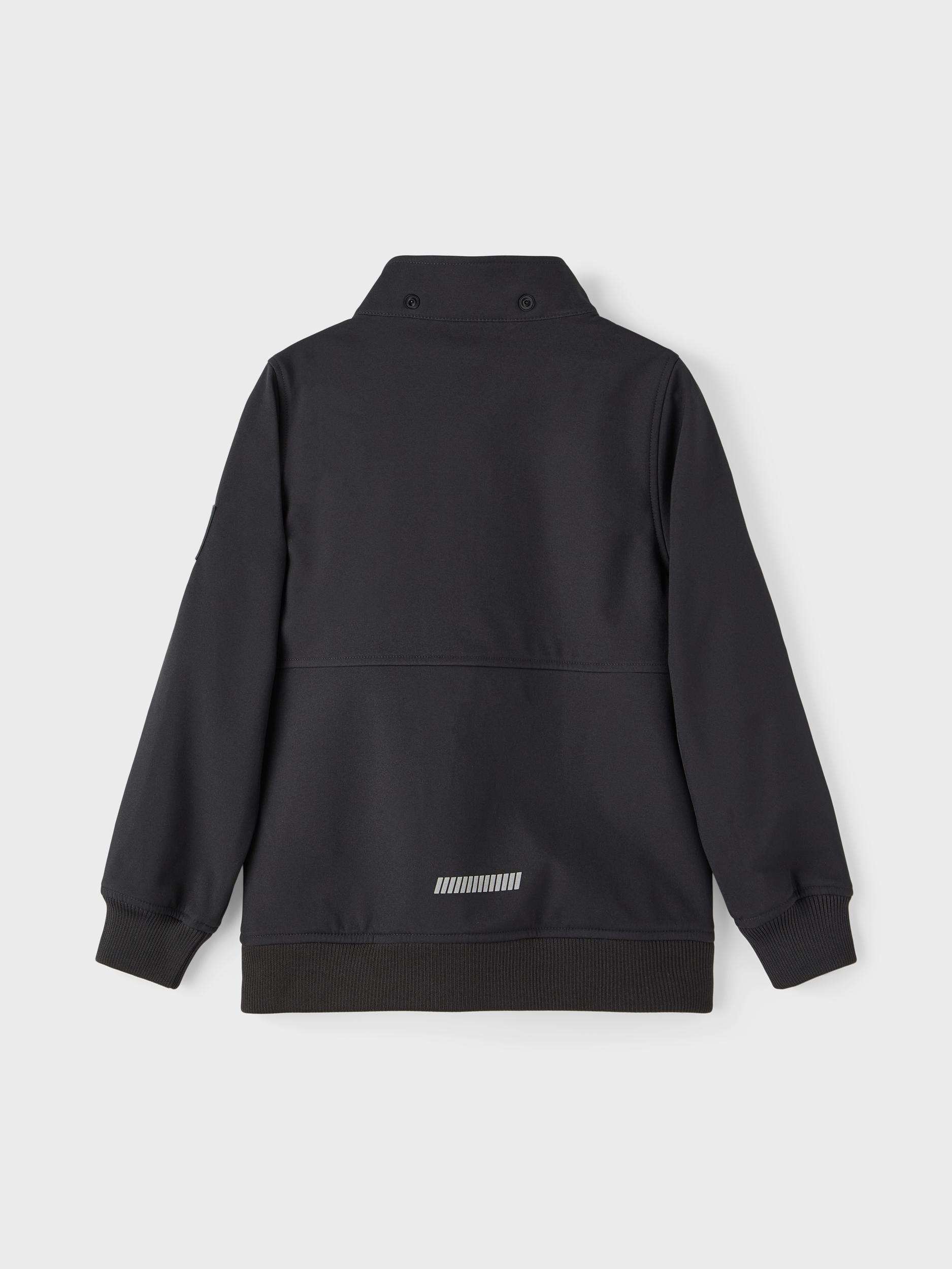 name-it-softshell-takki-nkmalfa-jacket-badge-musta-2