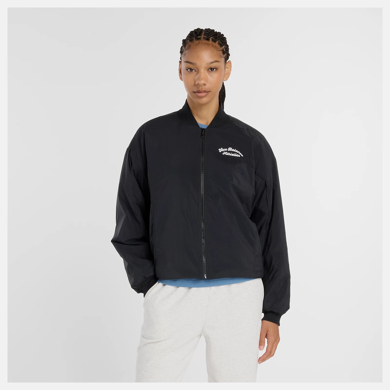new-balance-naisten-takki-linear-heritage-woven-bomber-jacket-musta-1