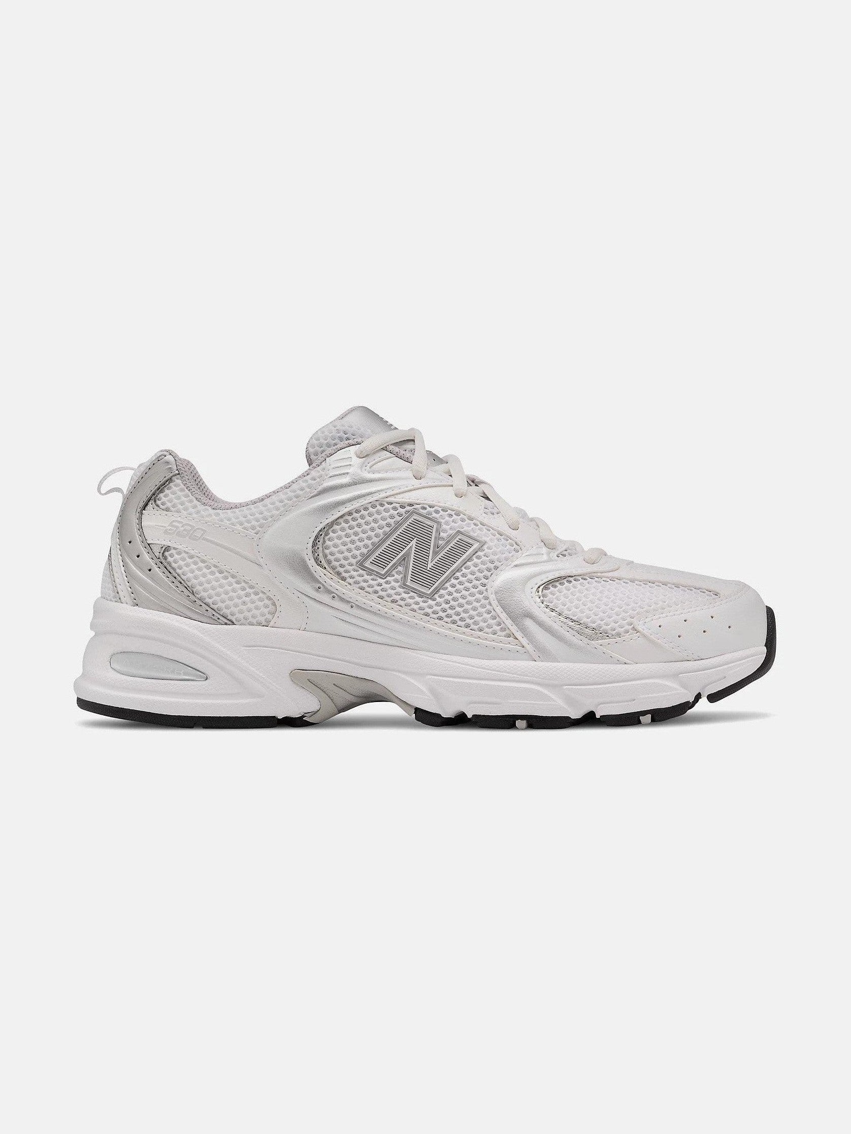 new-balance-unisex-lenkkarit-new-balance-530-valkopohjainen-kuosi-1