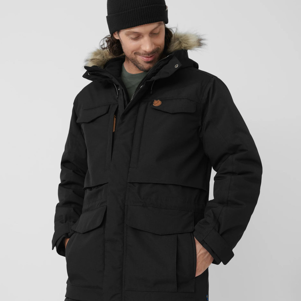 Fjällräven miesten parkatakki Nuuk Parka M, musta