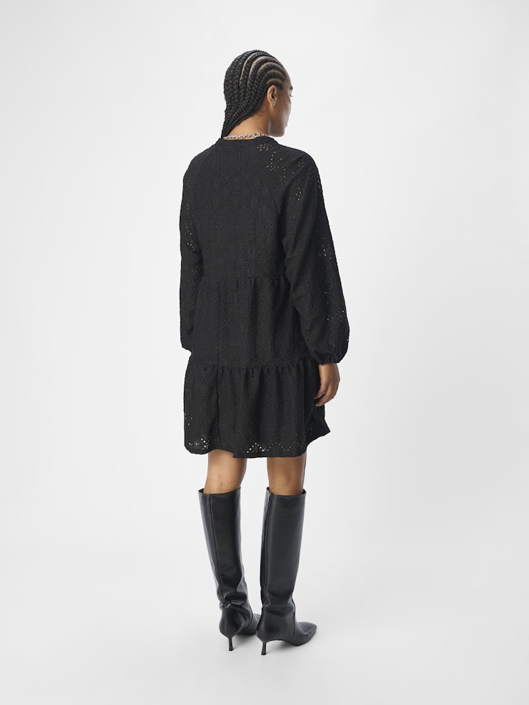 object-naisten-mekko-objfeodora-gia-l-s-dress-musta-2