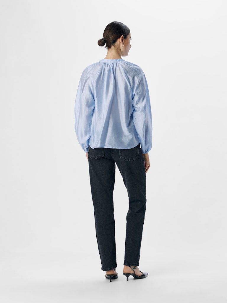 object-naisten-pusero-objheidi-l-s-lo-v-neck-top-cornflower-blue-2