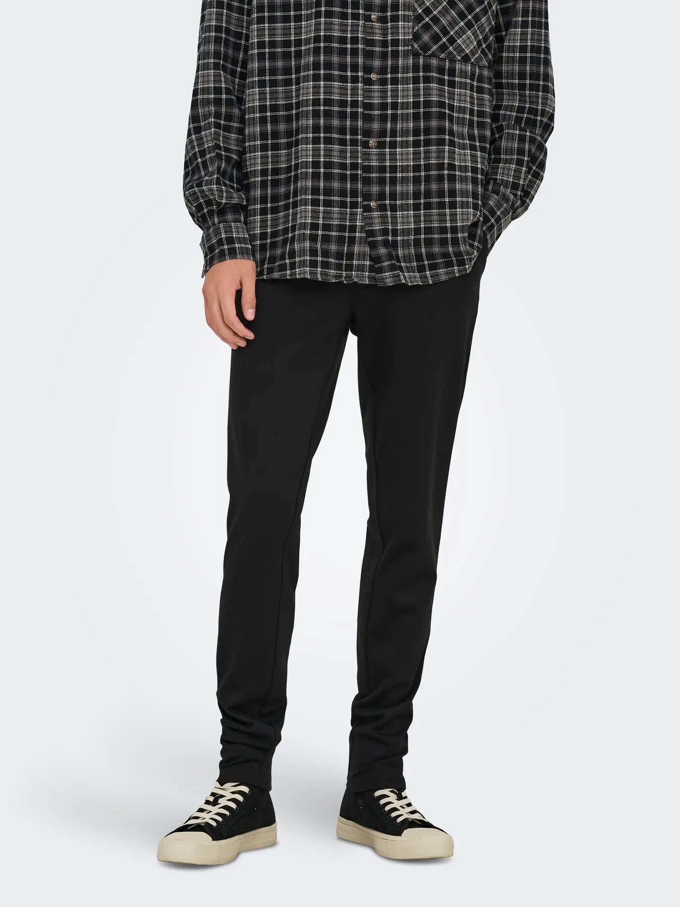 only-and-sons-miesten-housut-mark-pant-black-1