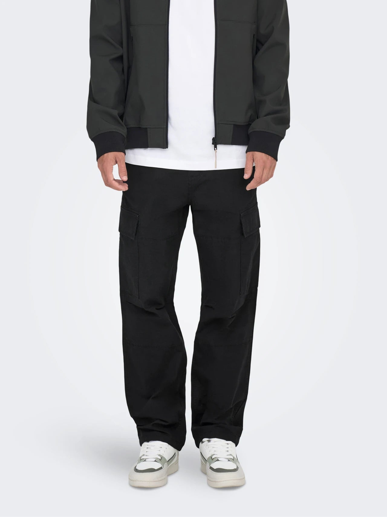 only-and-sons-miesten-reisitaskuhousut-ray-life-ribstop-cargo-musta-1