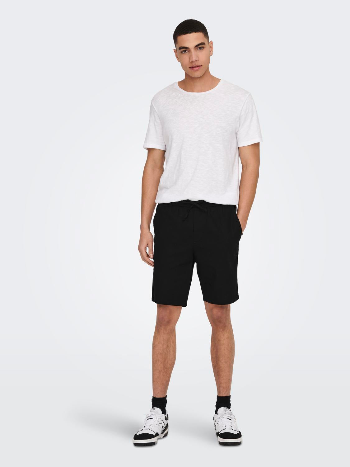 only-and-sons-miesten-shortsit-linus-cot-shorts-musta-1