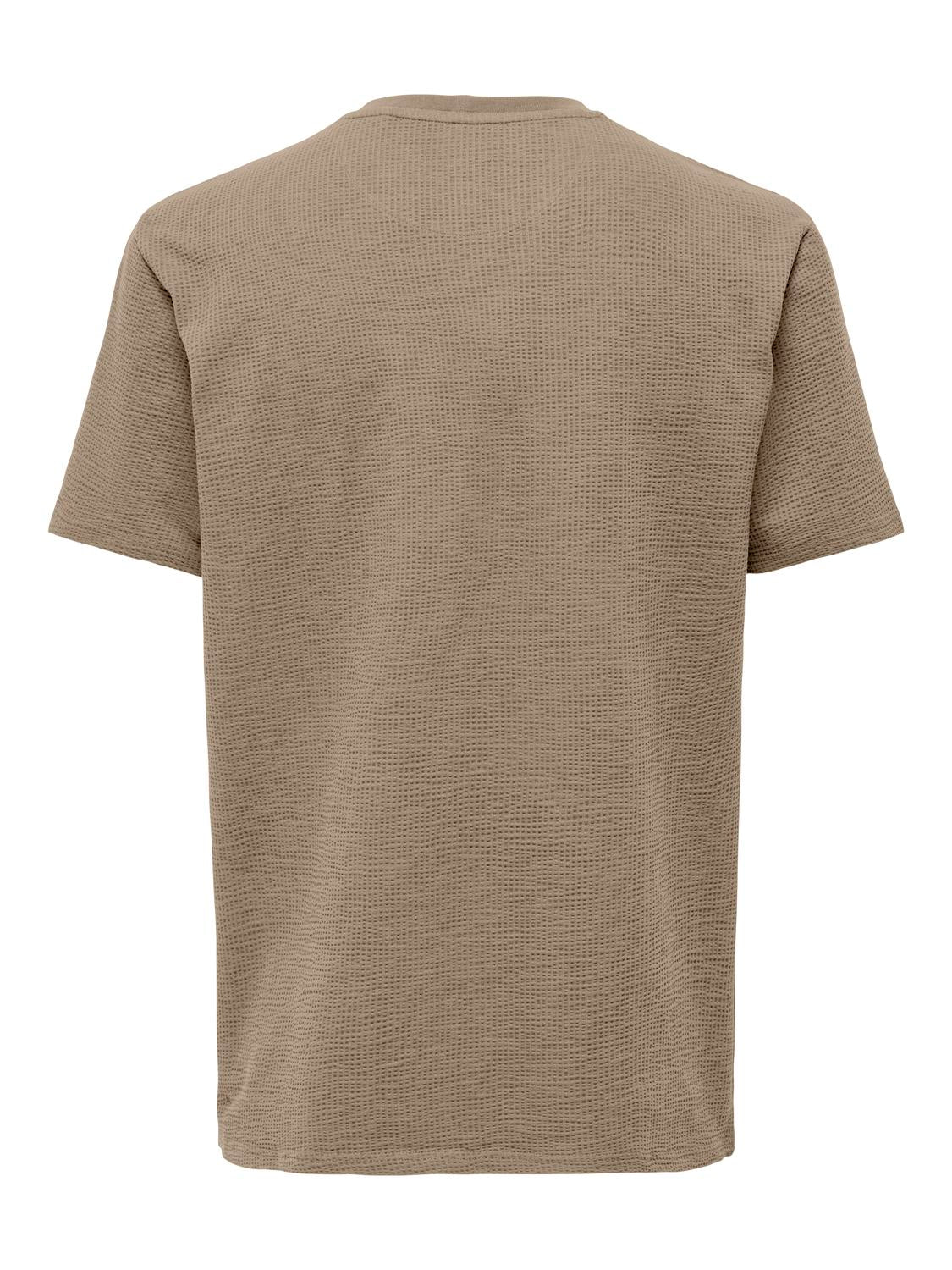 only-and-sons-miesten-t-paita-k-kian-reg-seersucker-ss-tee-tumma-kameli-2