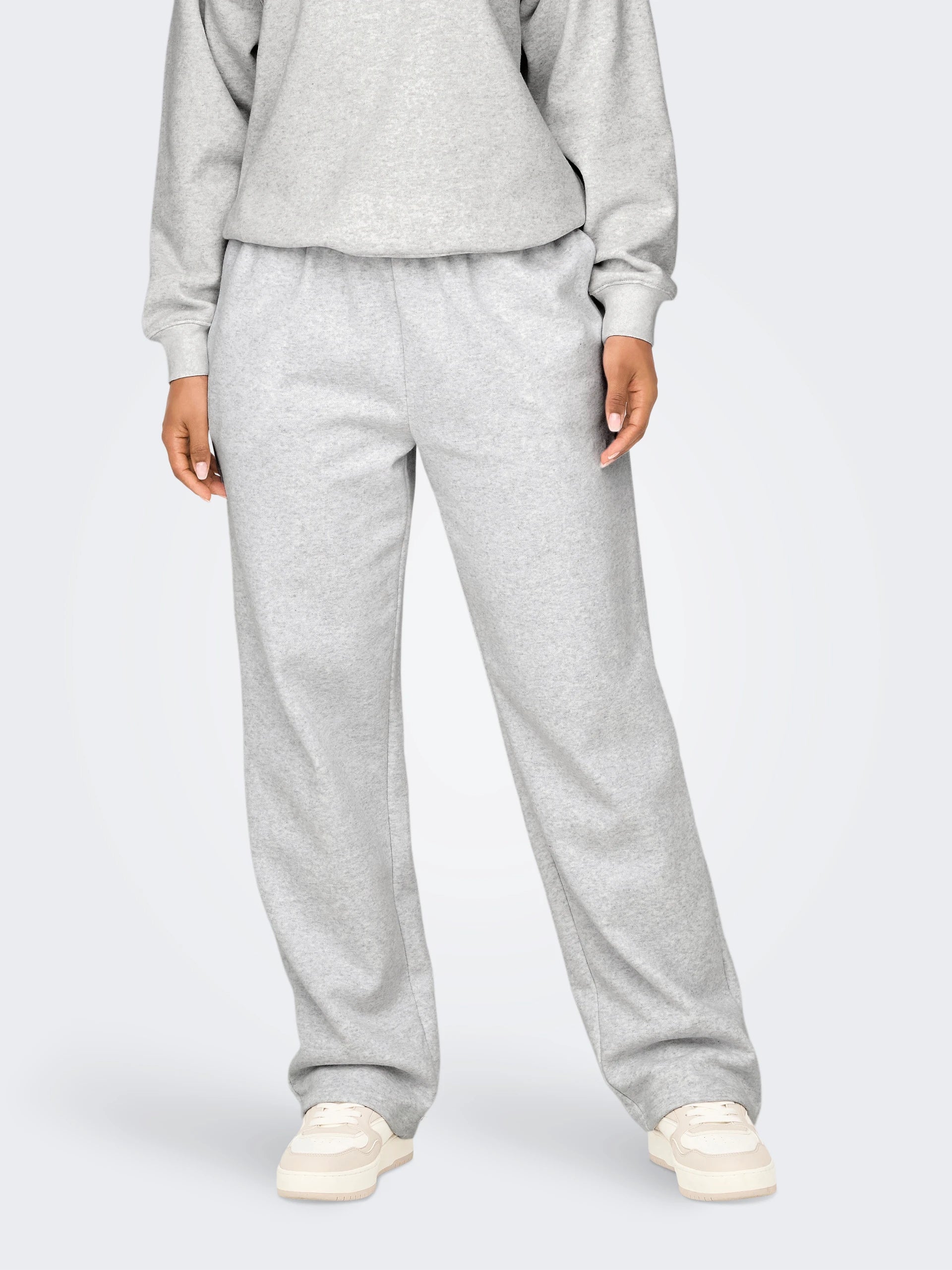 only-naisten-collegehousut-onldaze-straight-pants-noos-vaaleanharmaa-1