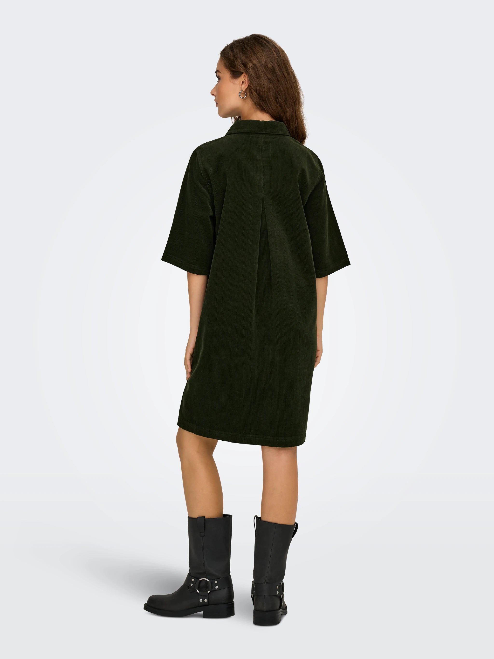 only-naisten-mekko-onlgry-nessa-s-s-cord-dress-armeijanvihrea-2