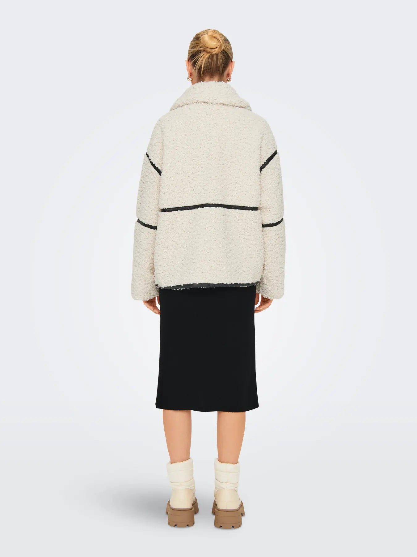only-naisten-teddytakki-onlparis-teddy-jacket-life-valkoinen-2