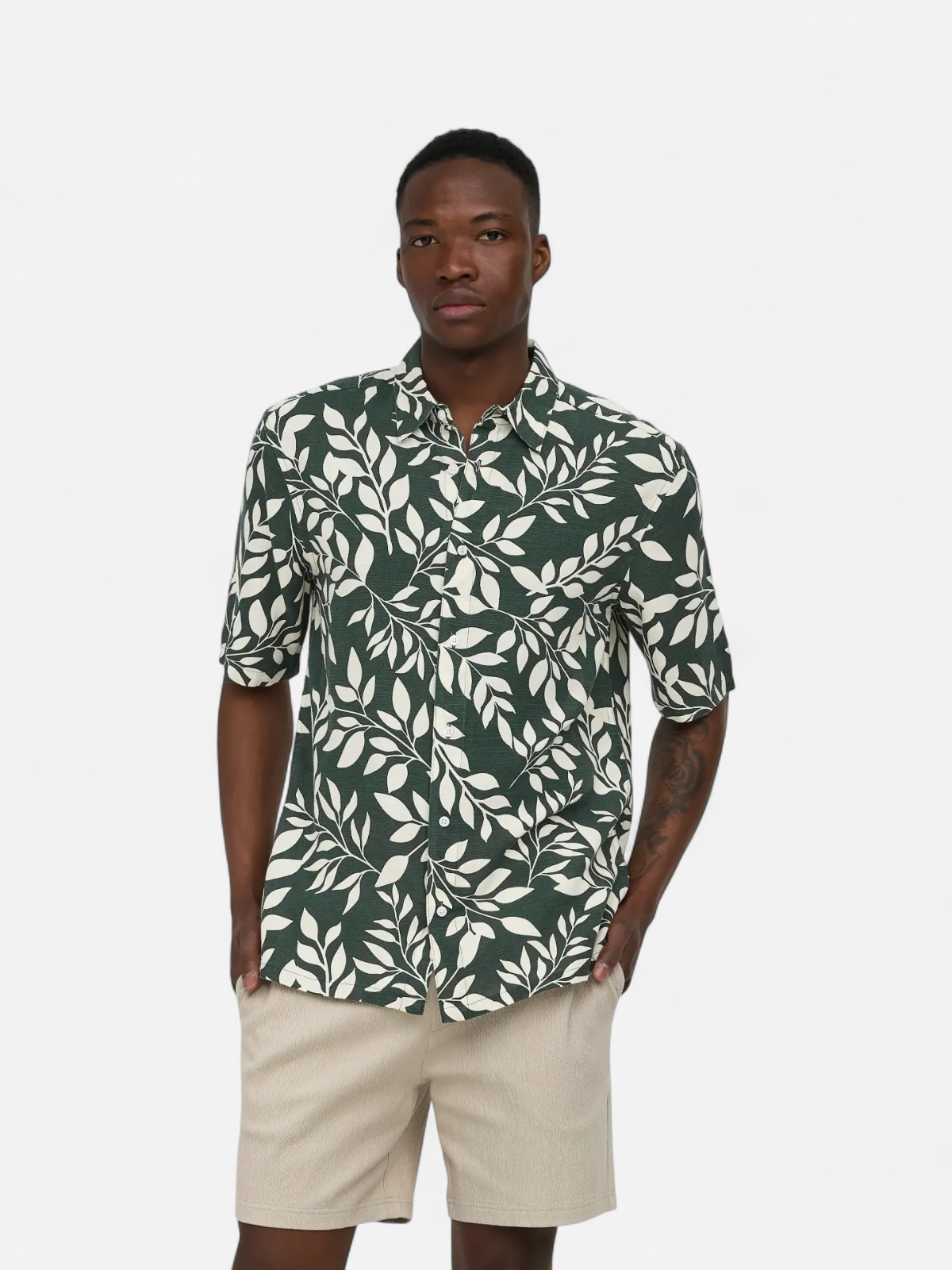 Only and Sons miesten kauluspaita Onsharvi Life SS Aop Shirt, Darkest Spruce Gardenia - Kekäle.fi