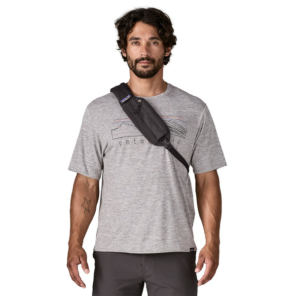 Patagonia Unisex laukku Atom Sling 8L, musta