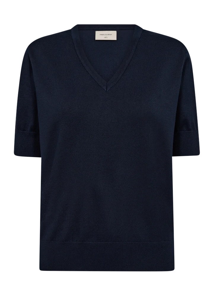 freequent-naisten-pusero-katie-pullover-tummansininen-1