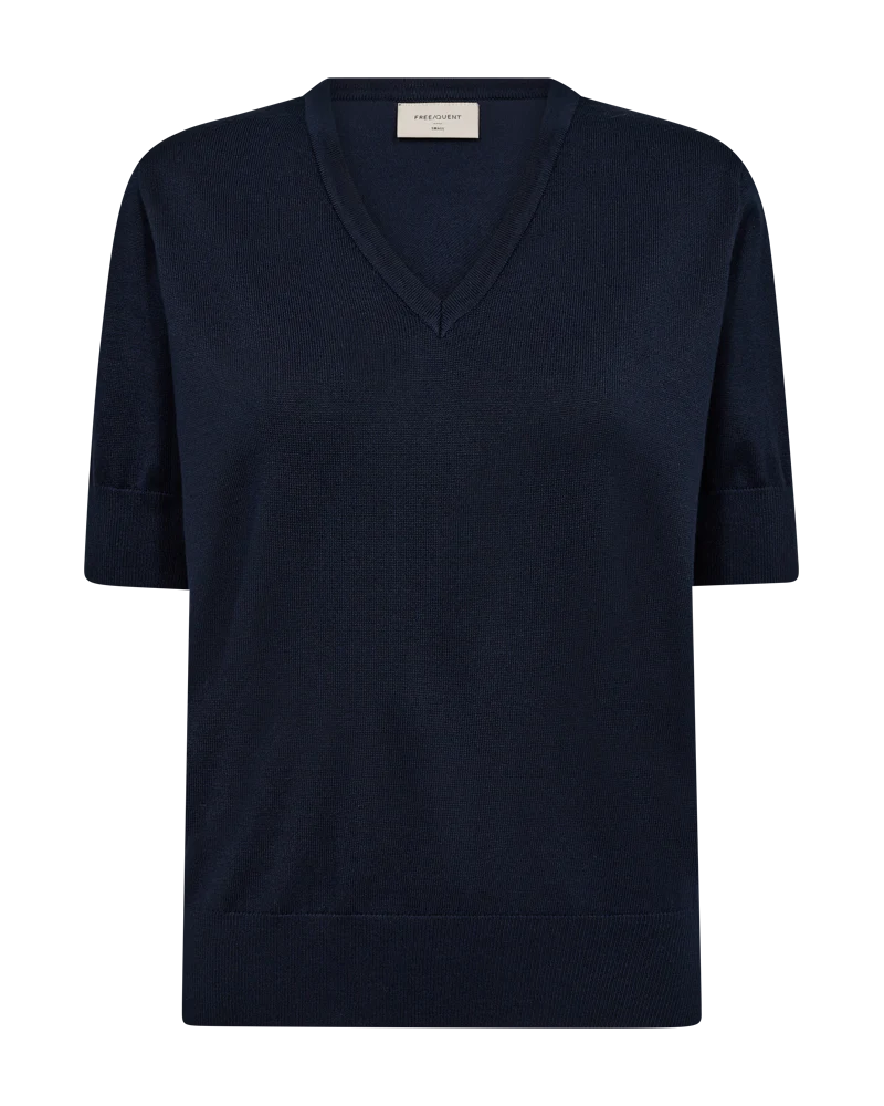 freequent-naisten-pusero-katie-pullover-tummansininen-1