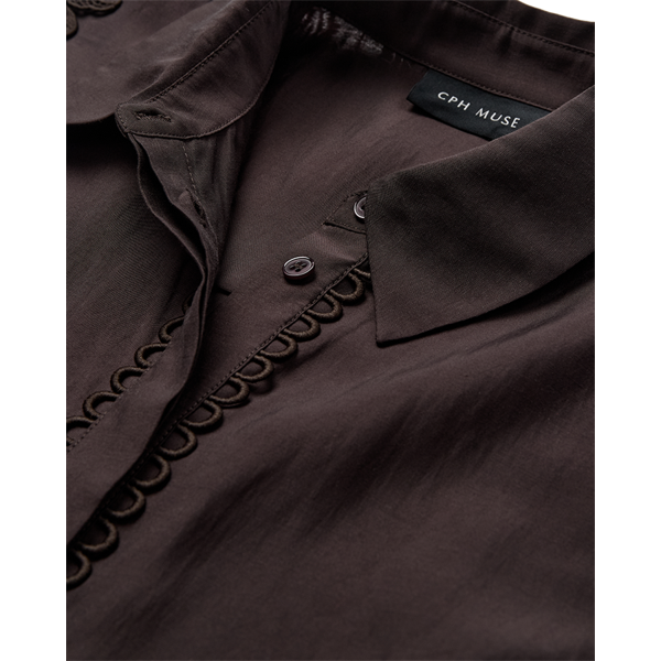 Copenhagen Muse naisten pusero Molly Shirt, tummanruskea
