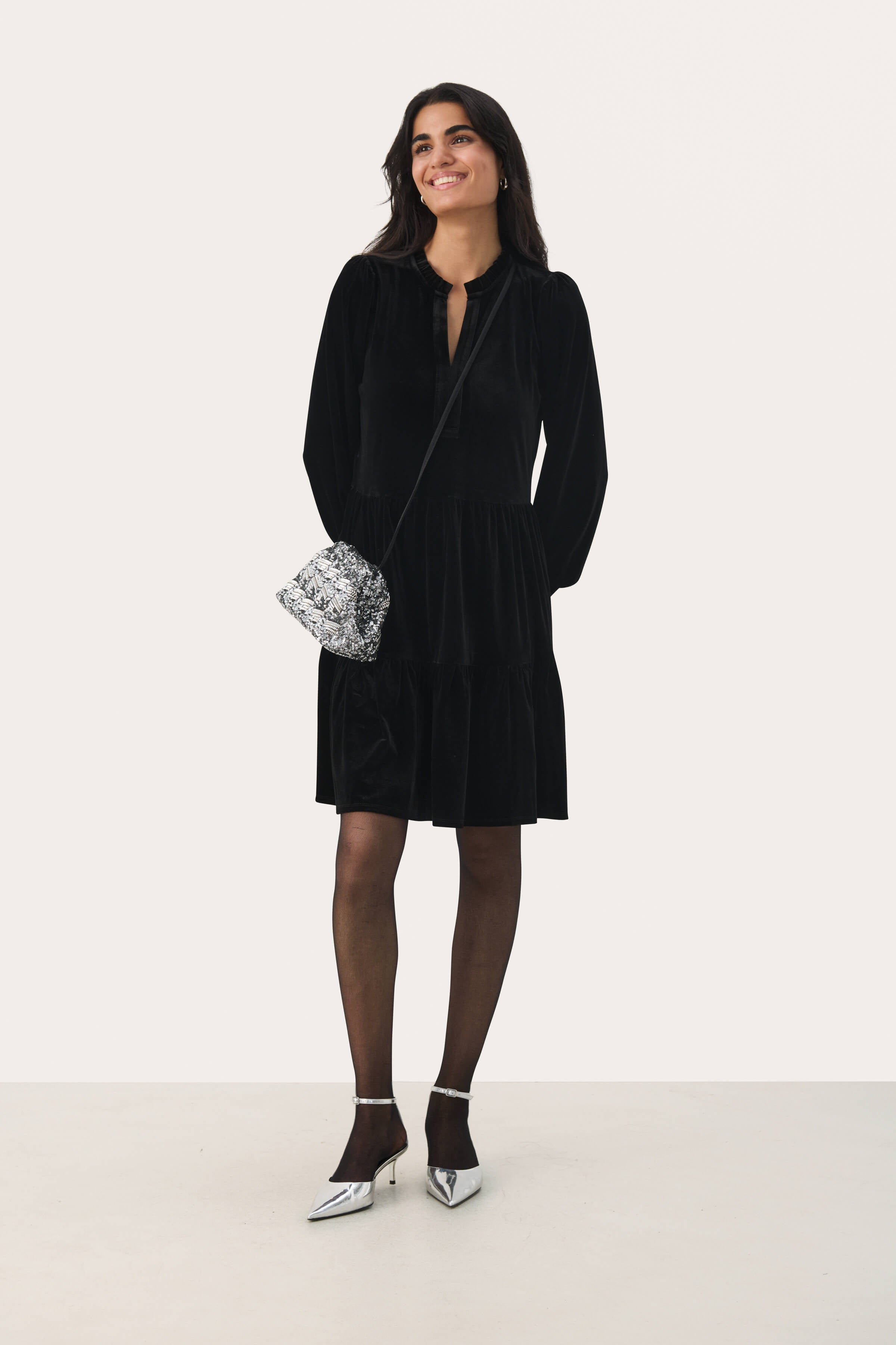 part-two-naisten-mekko-viggase-samettimekko-black-1