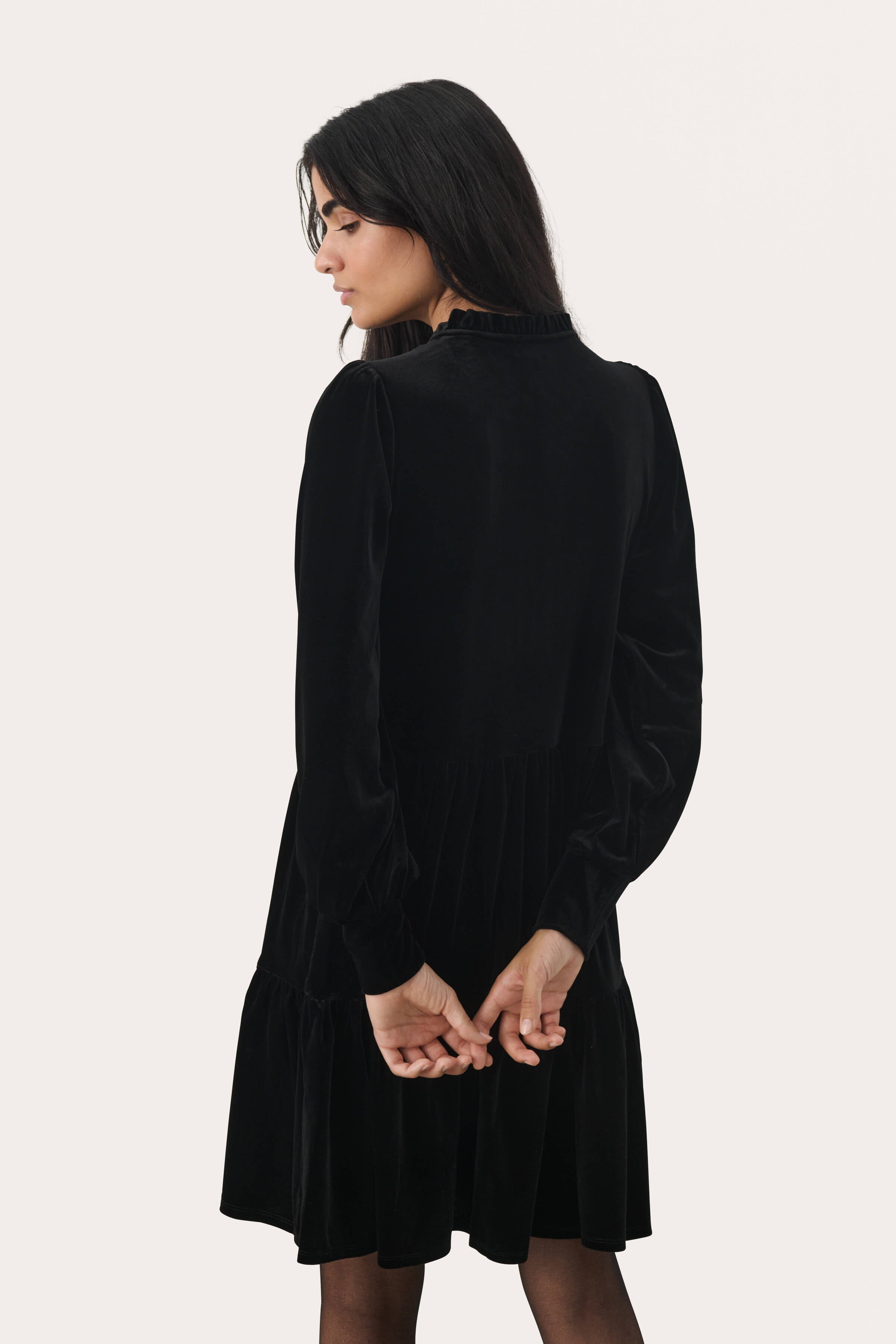 part-two-naisten-mekko-viggase-samettimekko-black-2