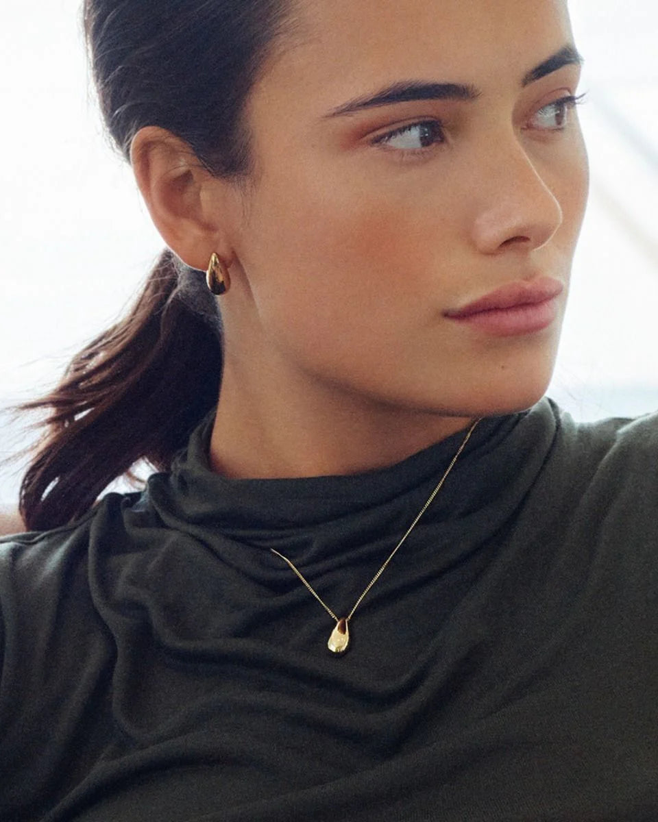 Edblad korvakorut, HARMONY STUDS STEEL Kullankeltainen