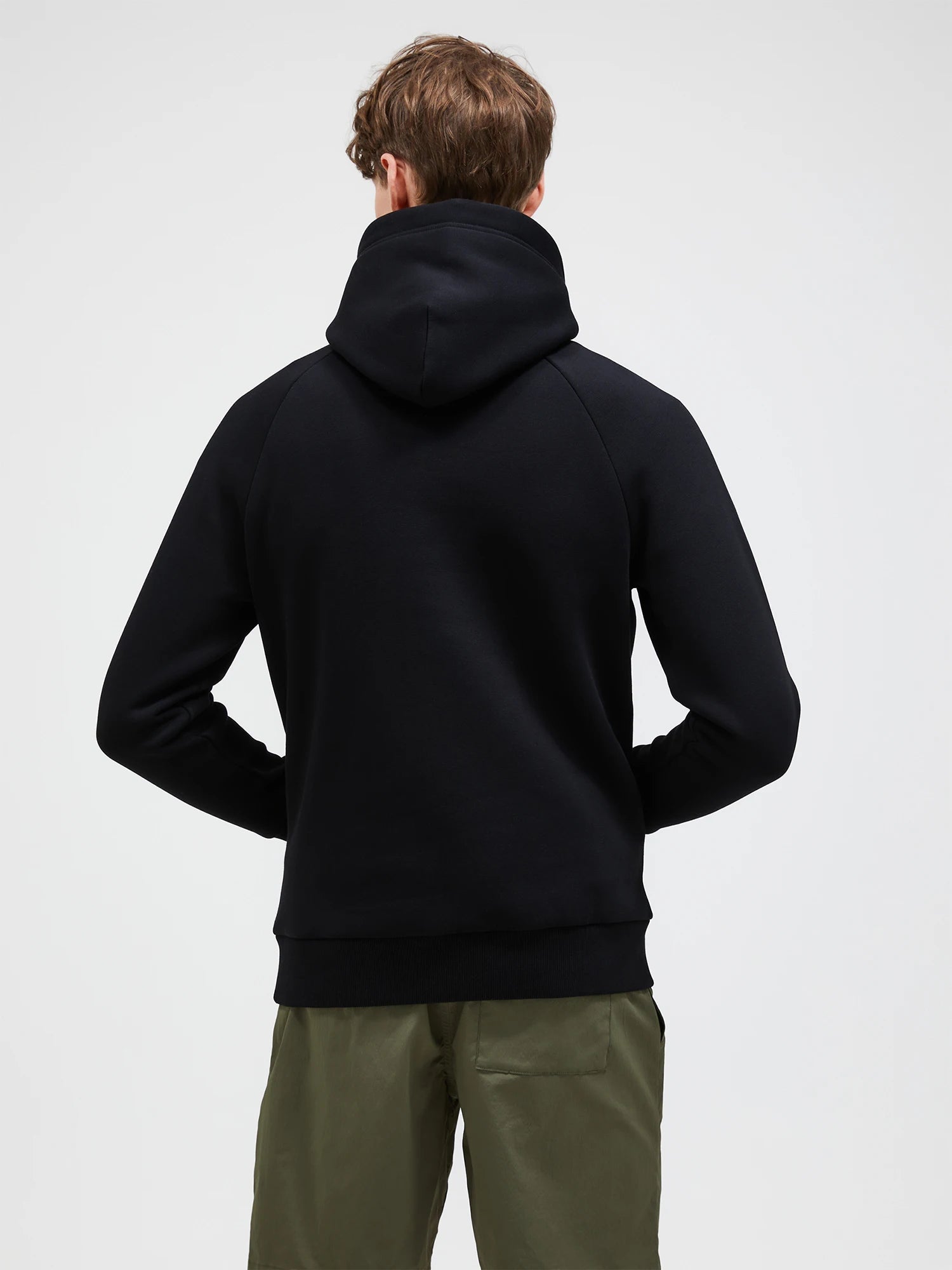 peak-performance-miesten-huppari-m-original-hood-musta-2