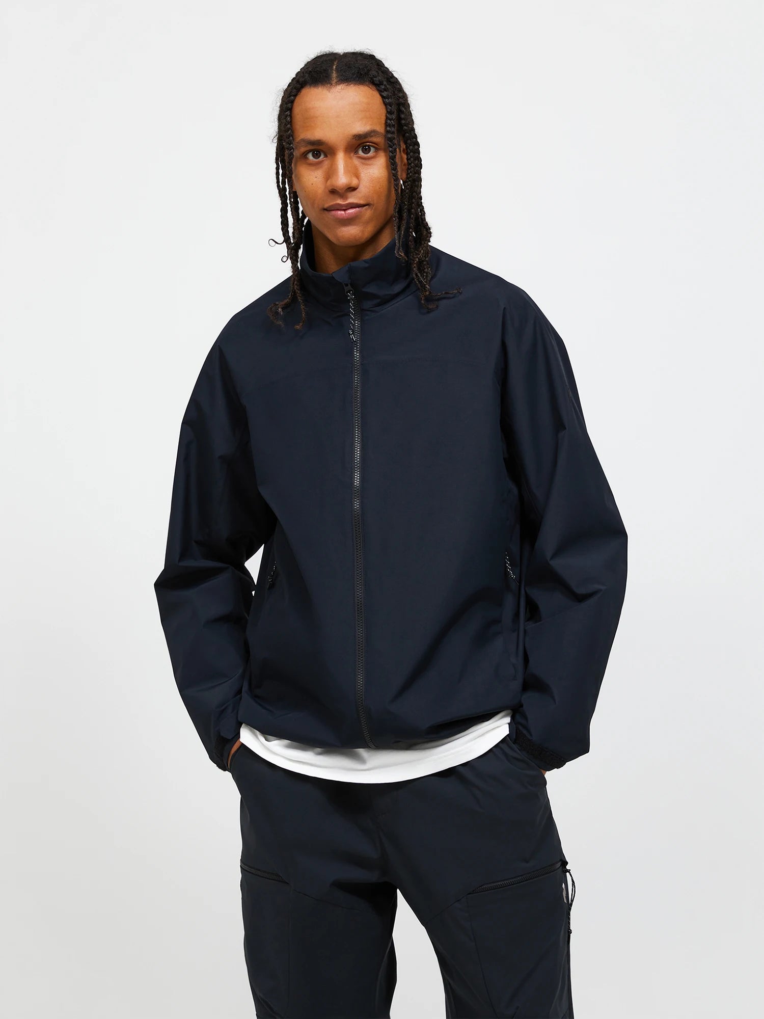 peak-performance-miesten-takki-m-quest-jacket-musta-1