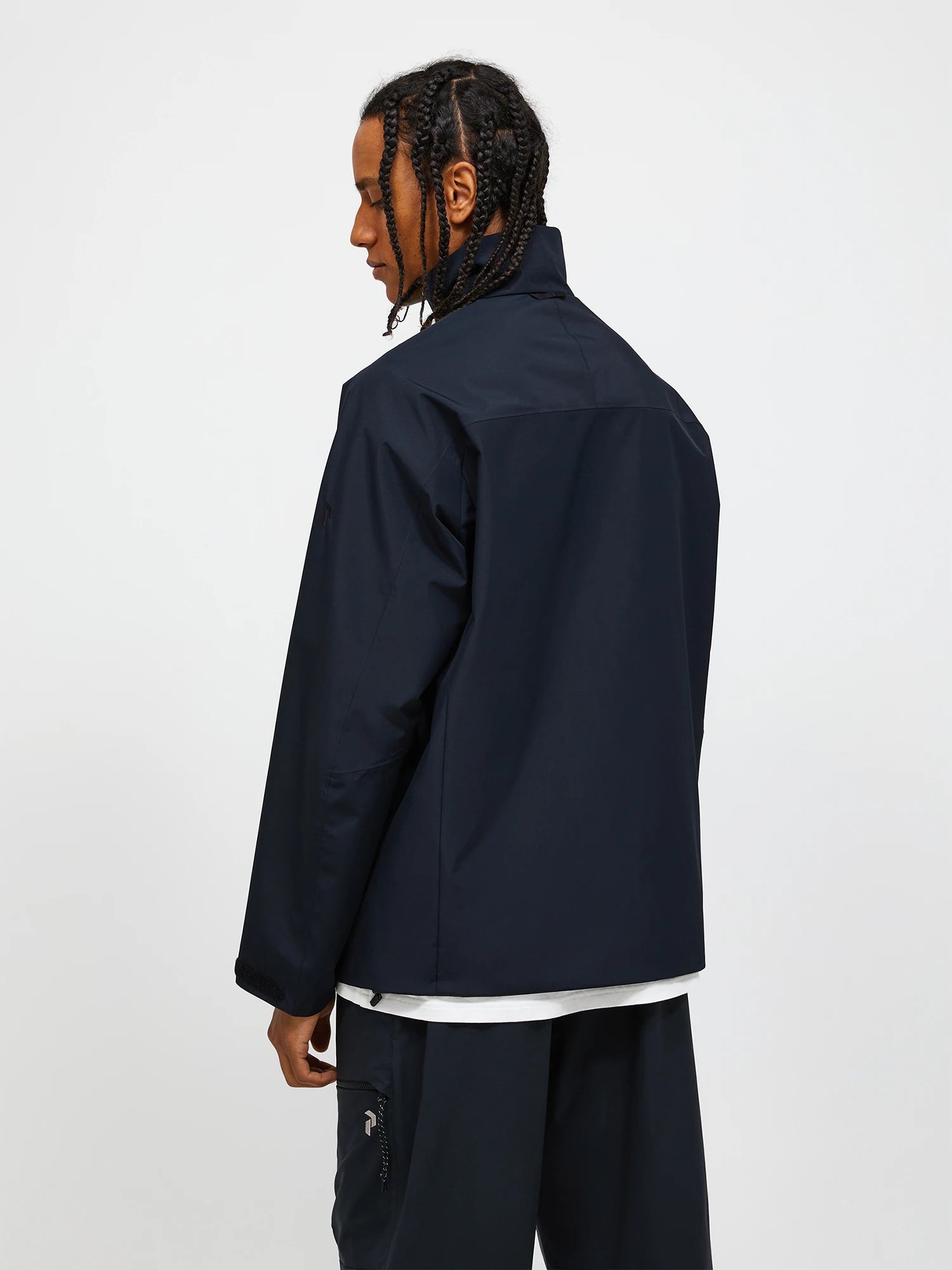 peak-performance-miesten-takki-m-quest-jacket-musta-2