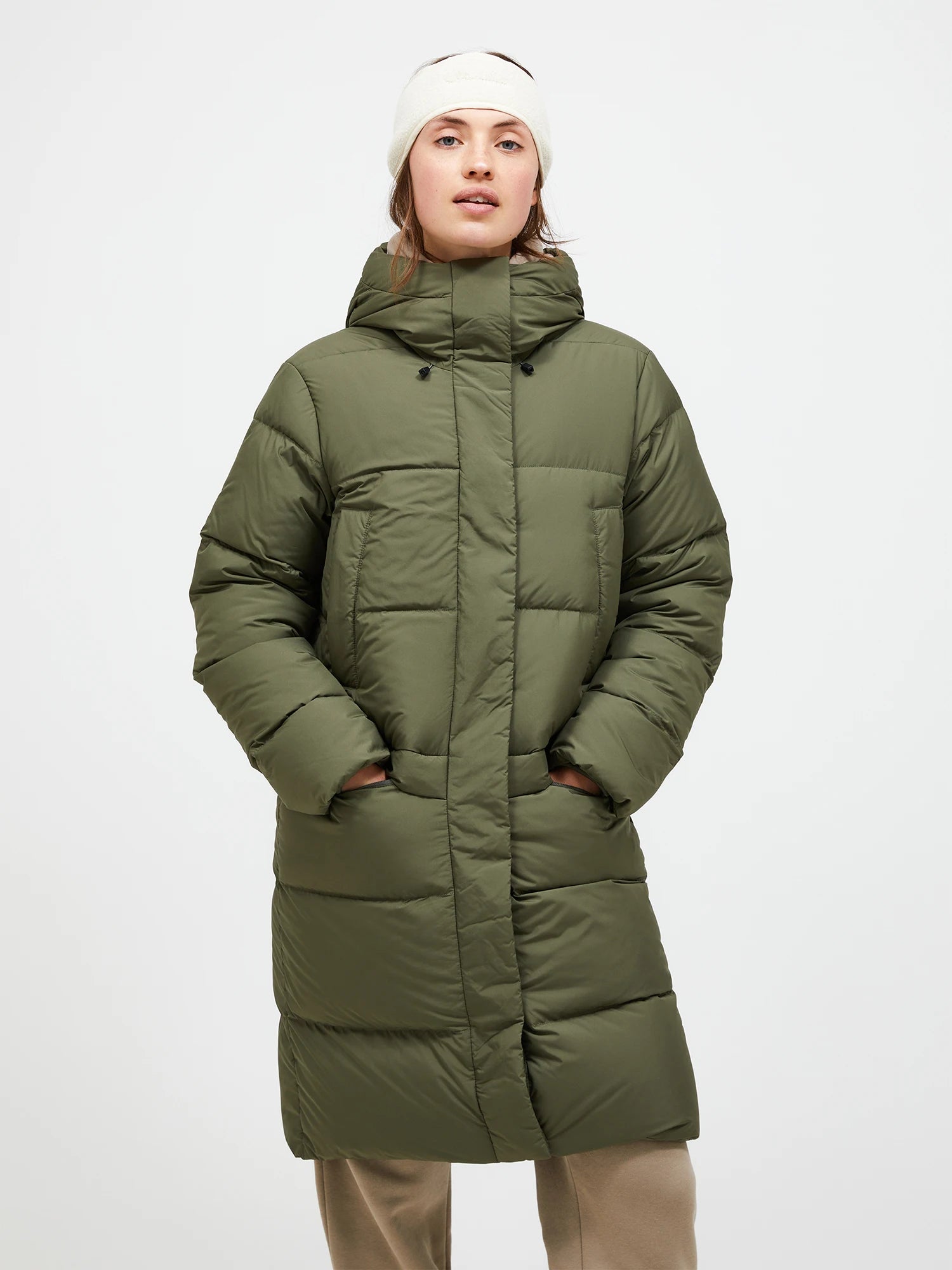 peak-performance-naisten-parkatakki-quiver-down-parka-khaki-1
