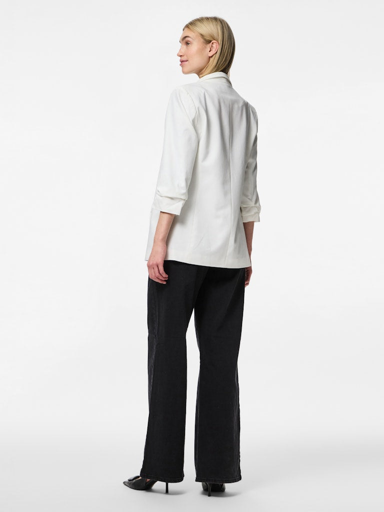 pieces-bleiseri-pcboss-blazer-cloud-dancer-2