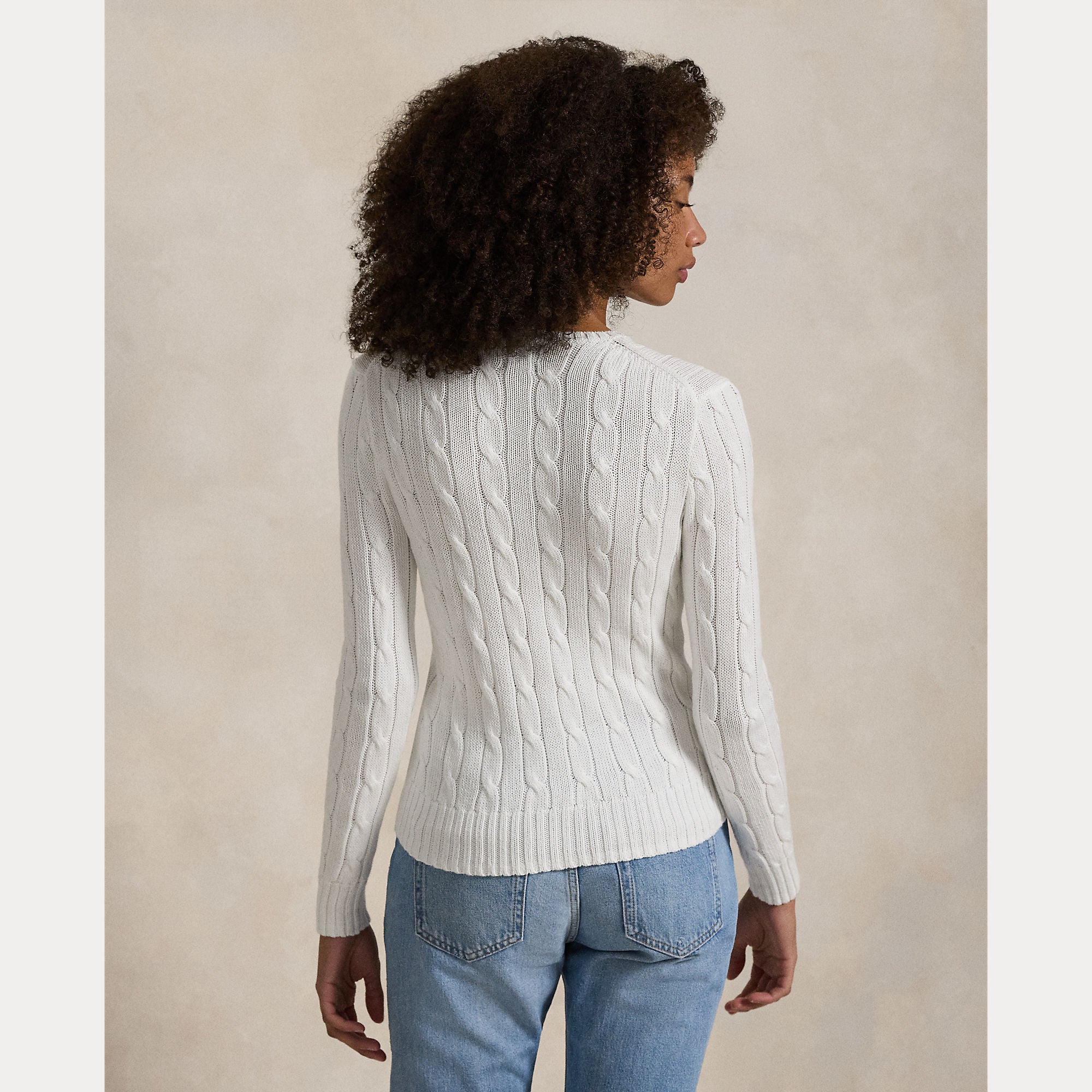 polo-ralph-lauren-naisten-neulepsuero-cable-knit-cotton-crewneck-sweater-valkoinen-3