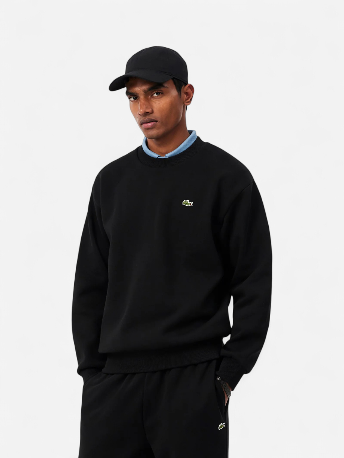 REGULAR FIT CREW NECK SWEATER MUSTA - Kekäle.fi