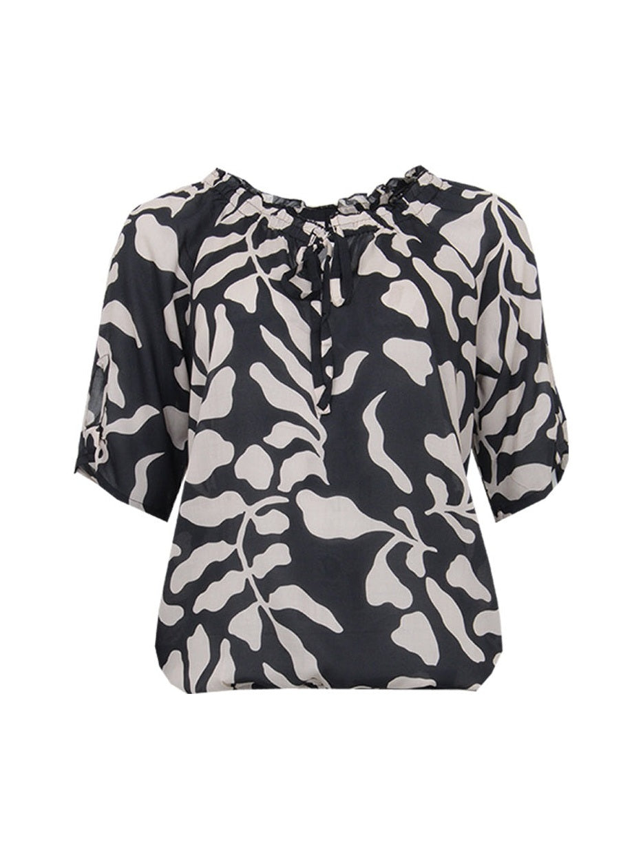 s-t-i-naisten-pusero-kady-blouse-64cm-musta-kuosi-1