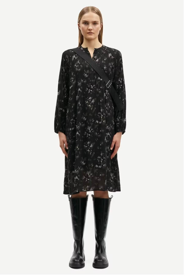 samsoe-and-samsoe-naisten-mekko-saselma-dress-musta-kuosi-1