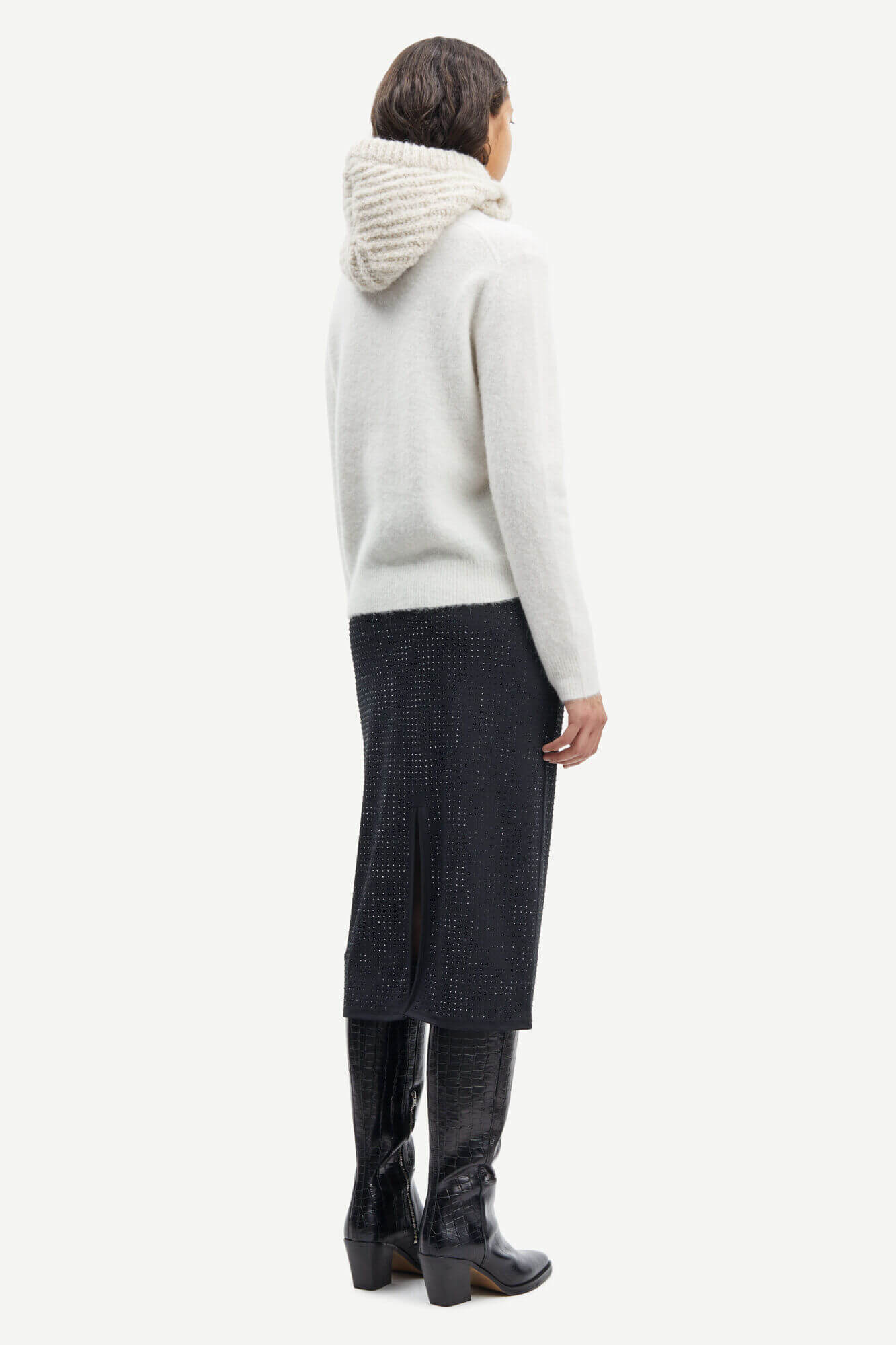 samsoe-and-samsoe-naisten-neuletakki-nor-short-cardigan-7355-luonnonvalkoinen-2