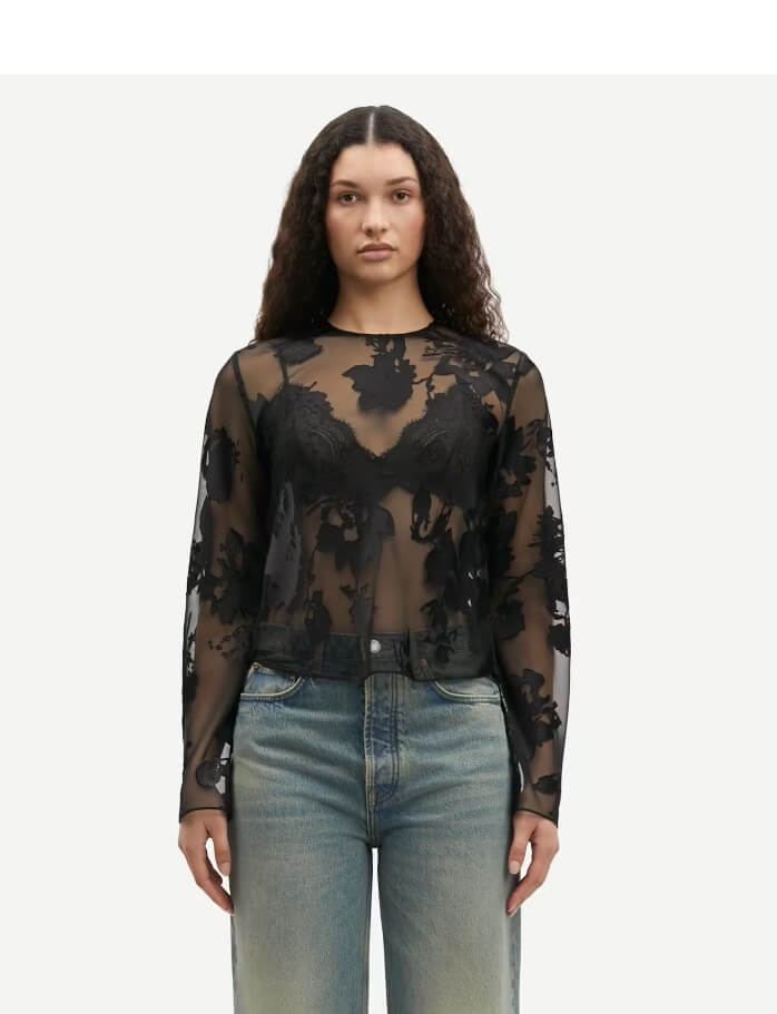 samsoe-and-samsoe-naisten-pusero-samadda-blouse-musta-kuosi-1