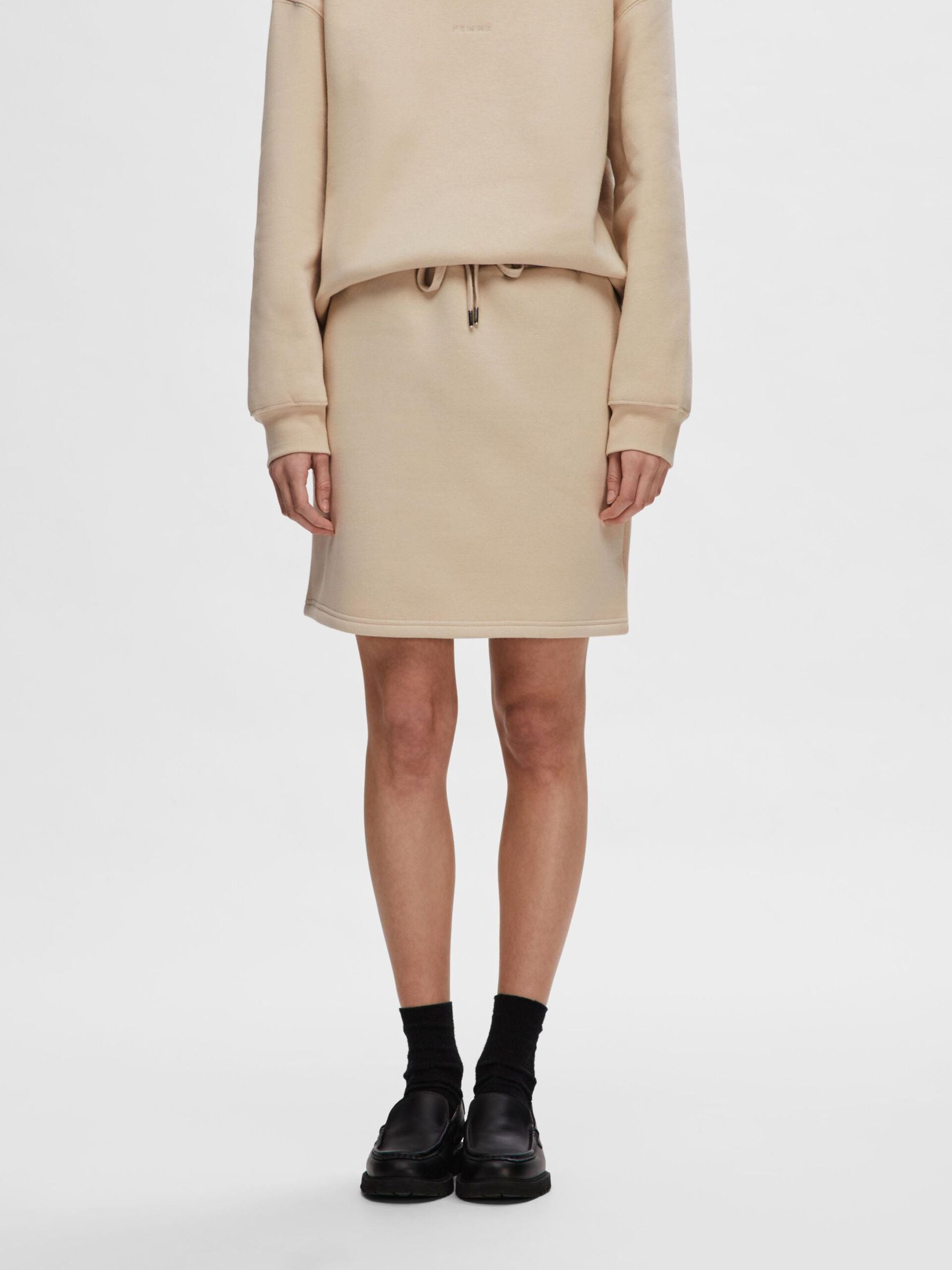 selected-femme-naisten-hame-slflisa-hankie-mw-short-skirt-vaalea-beige-1